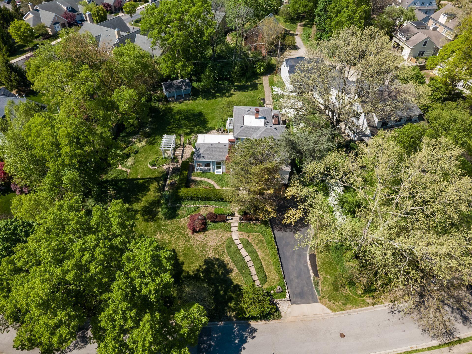 2112 Lower Chelsea Road