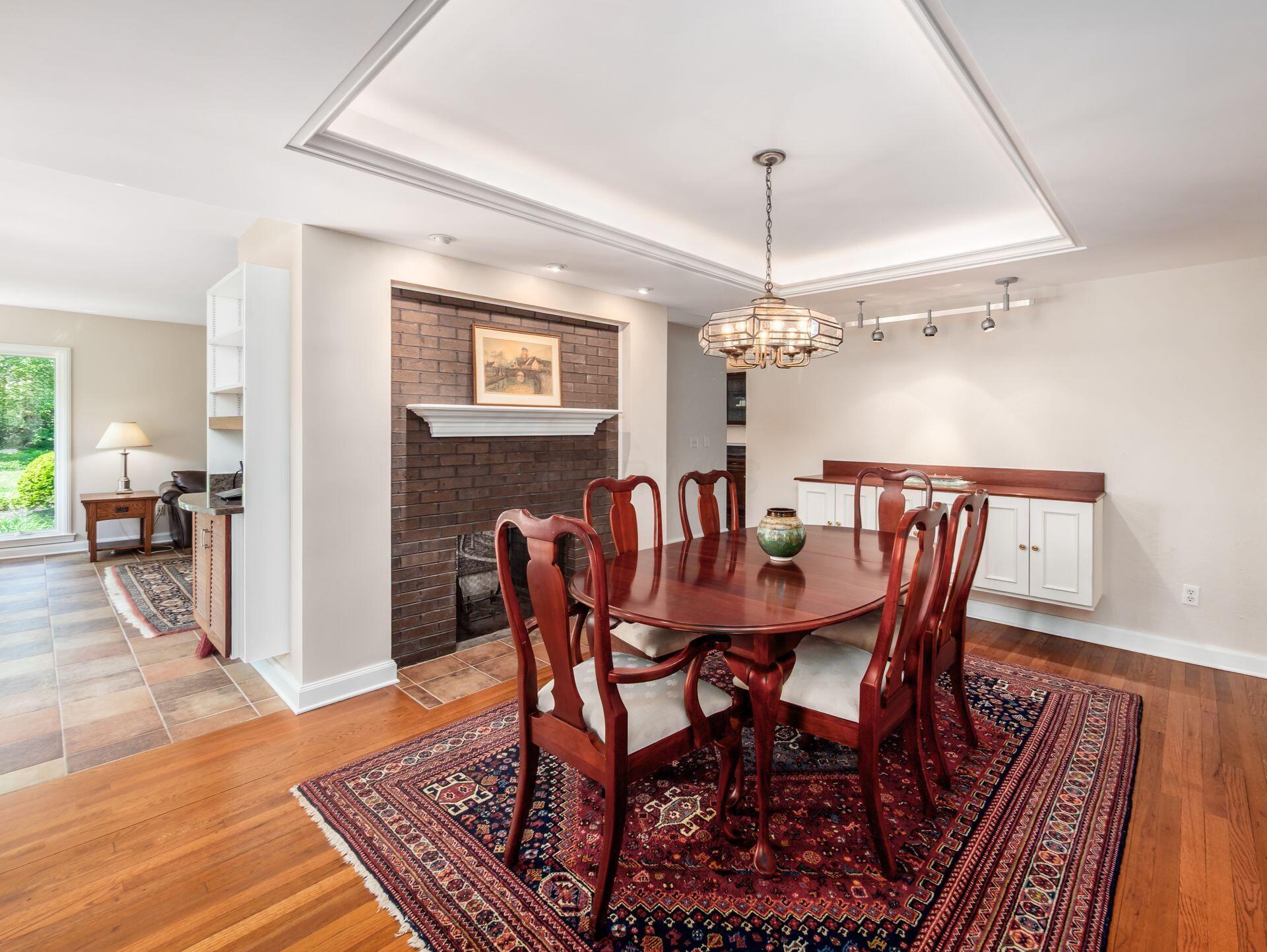 2112 Lower Chelsea Road