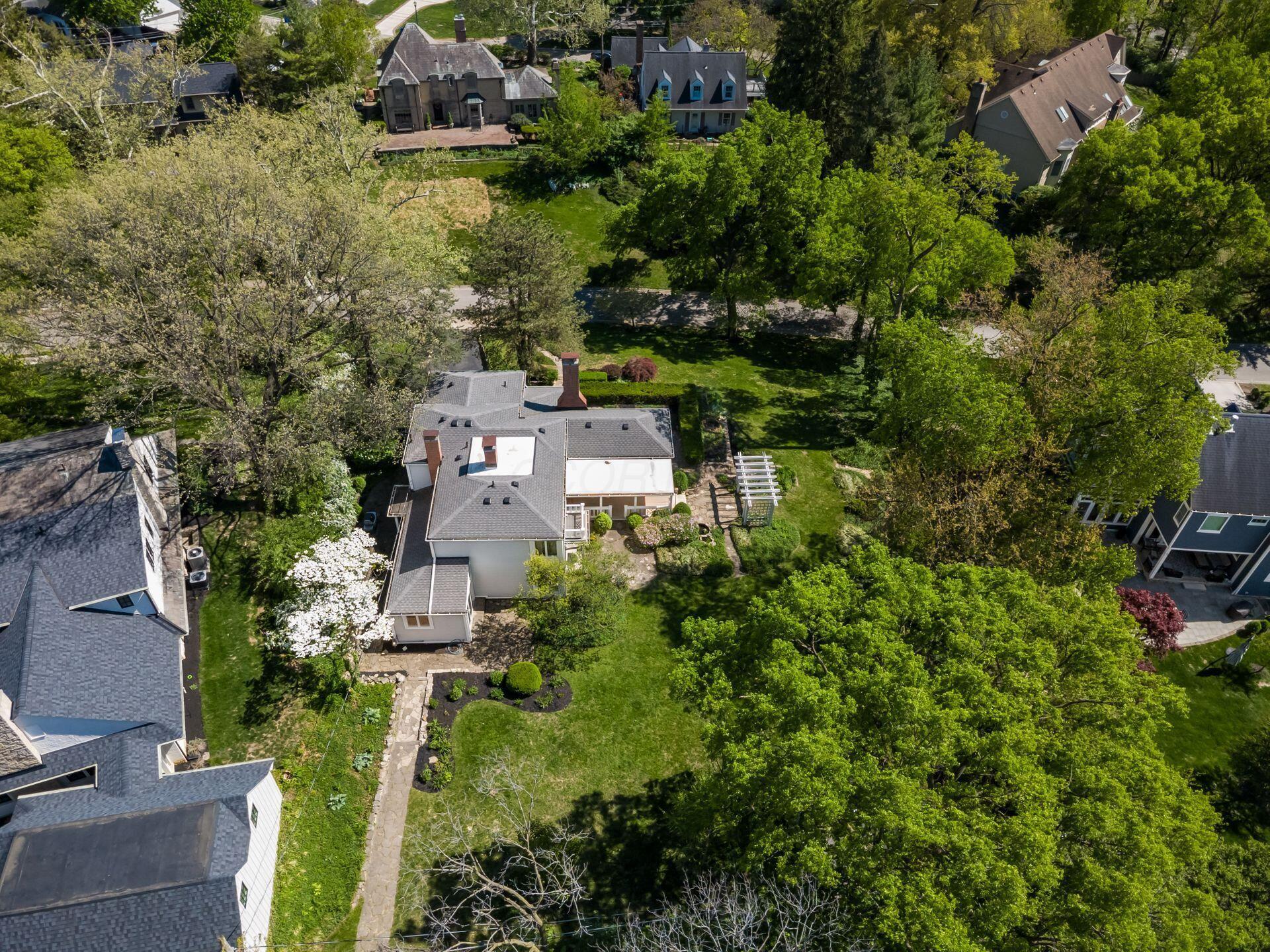 2112 Lower Chelsea Road
