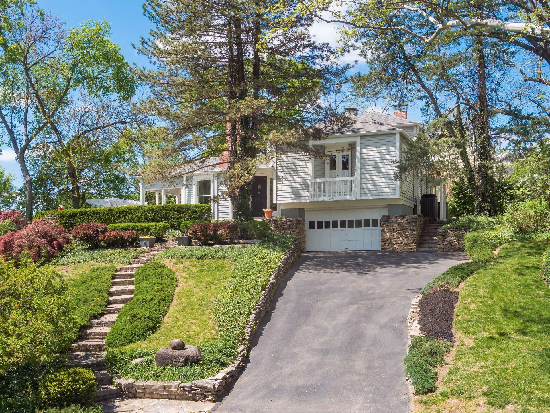 2112 Lower Chelsea Road