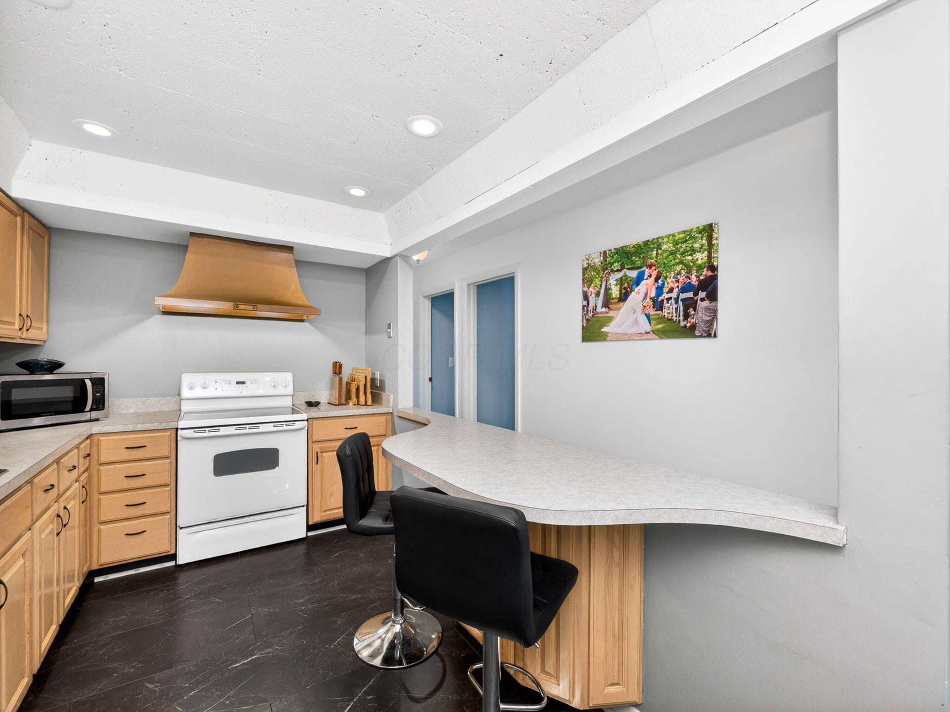1484 Lafayette Drive, A