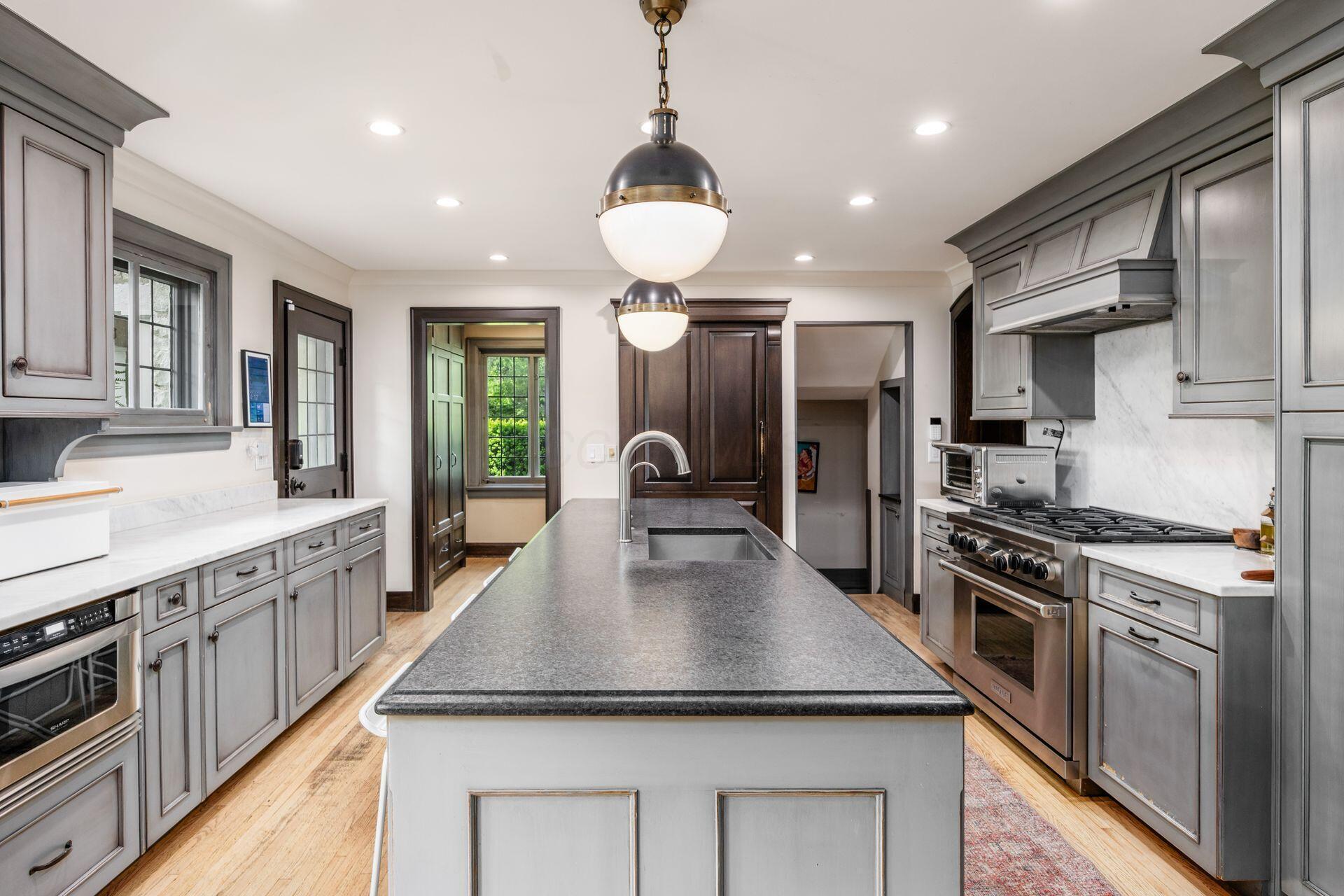 1920 Edgemont Road