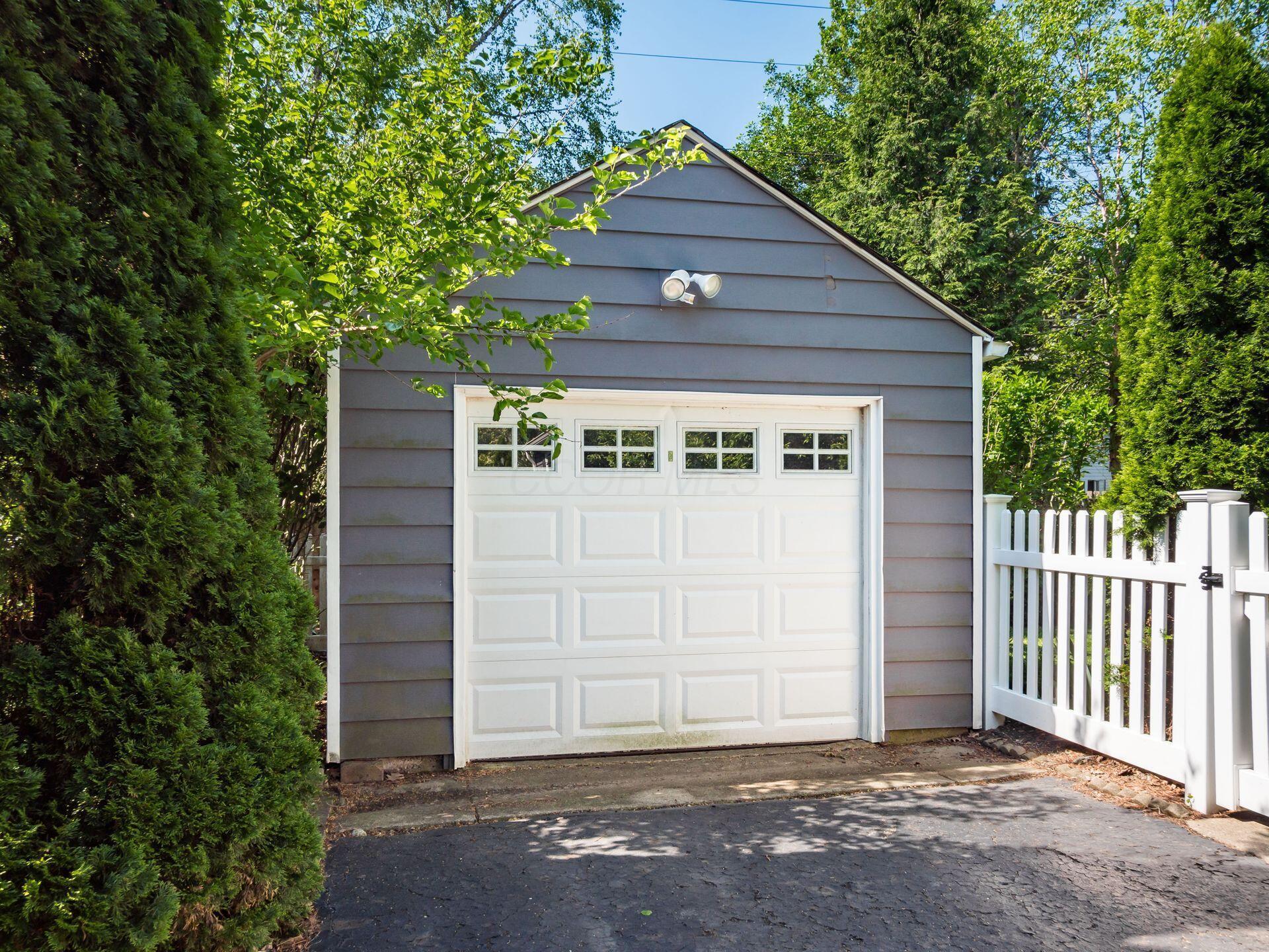 399 Northridge Road