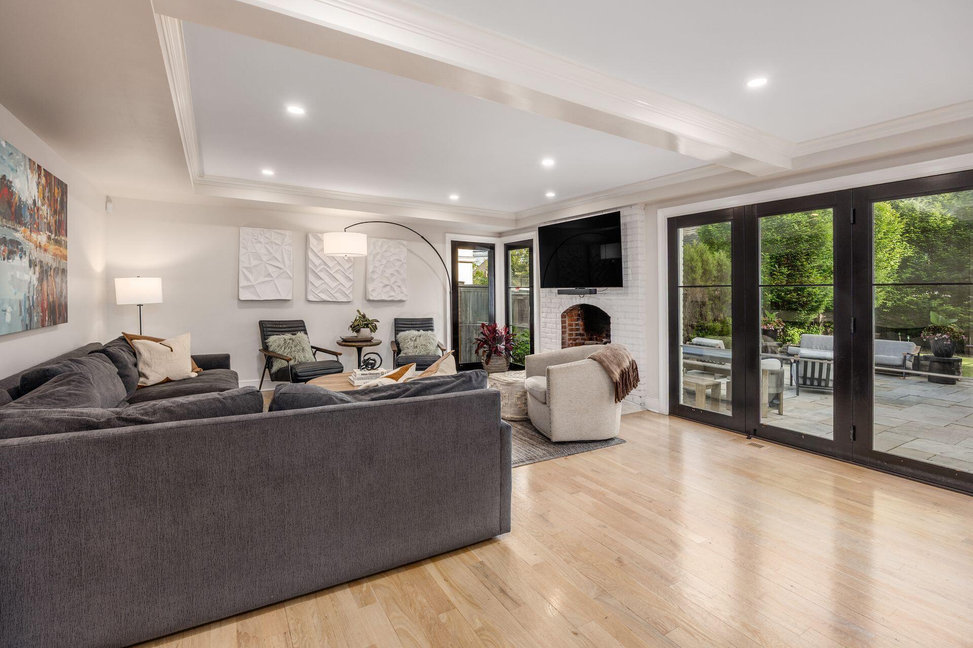 2301 Brixton Road