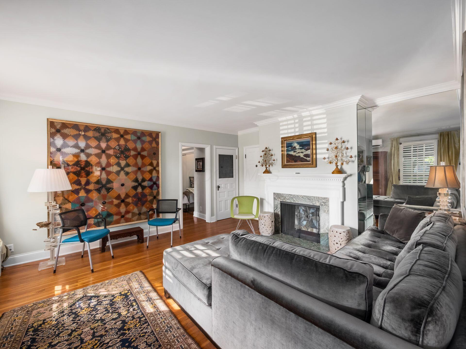 2121 Arlington Avenue, 1