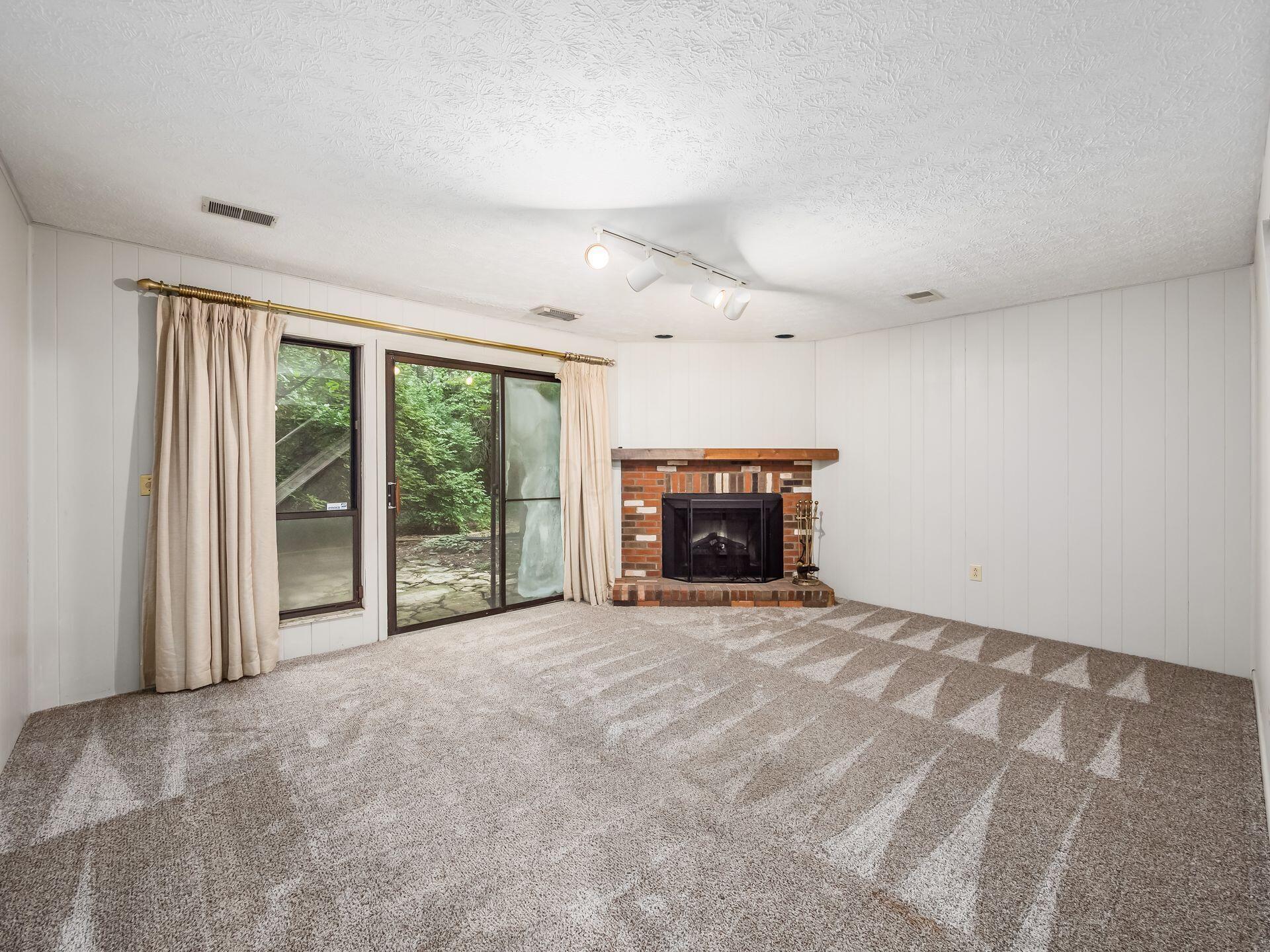 3132 Walden Ravines