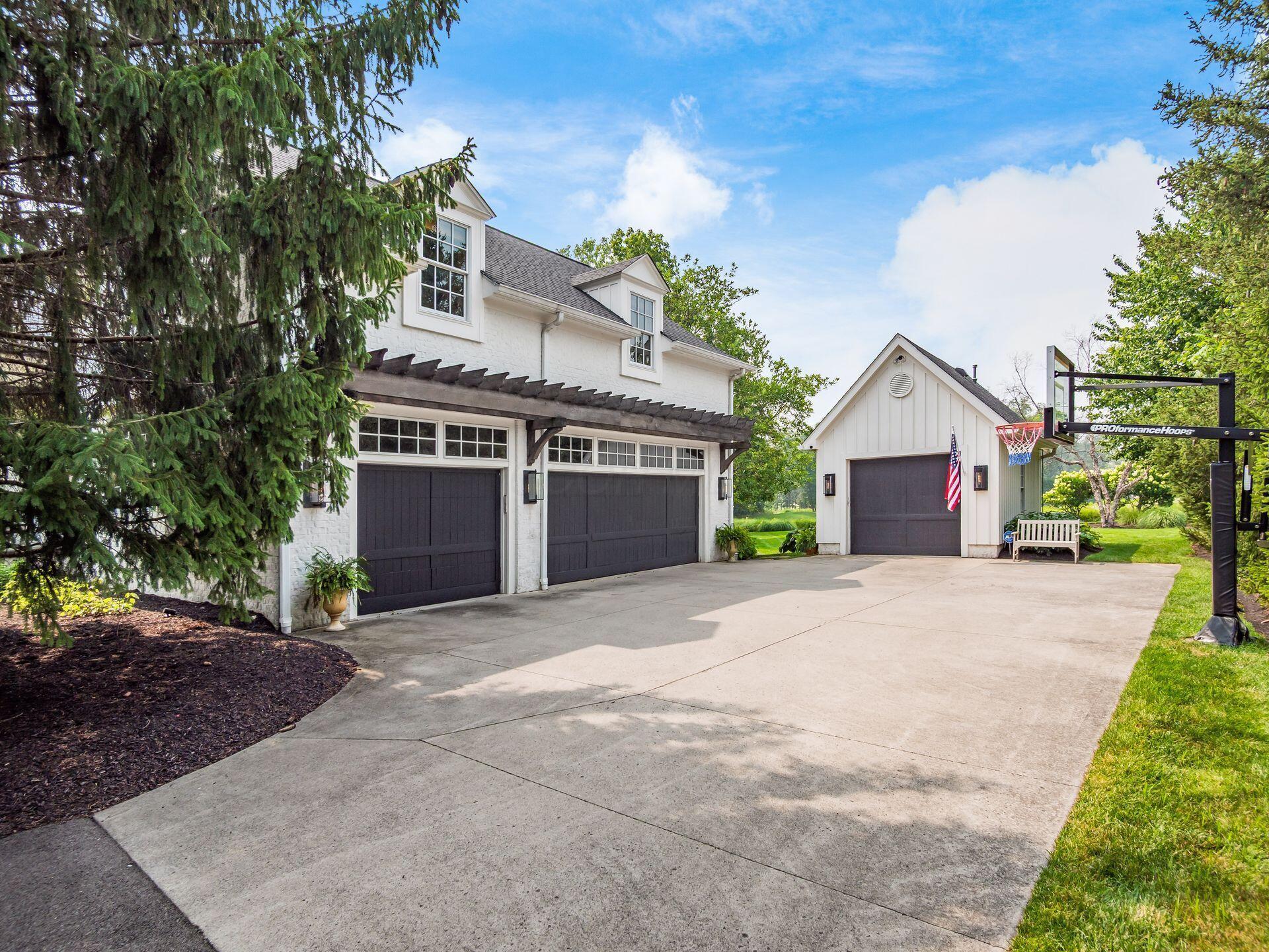 8100 Tillinghast Drive