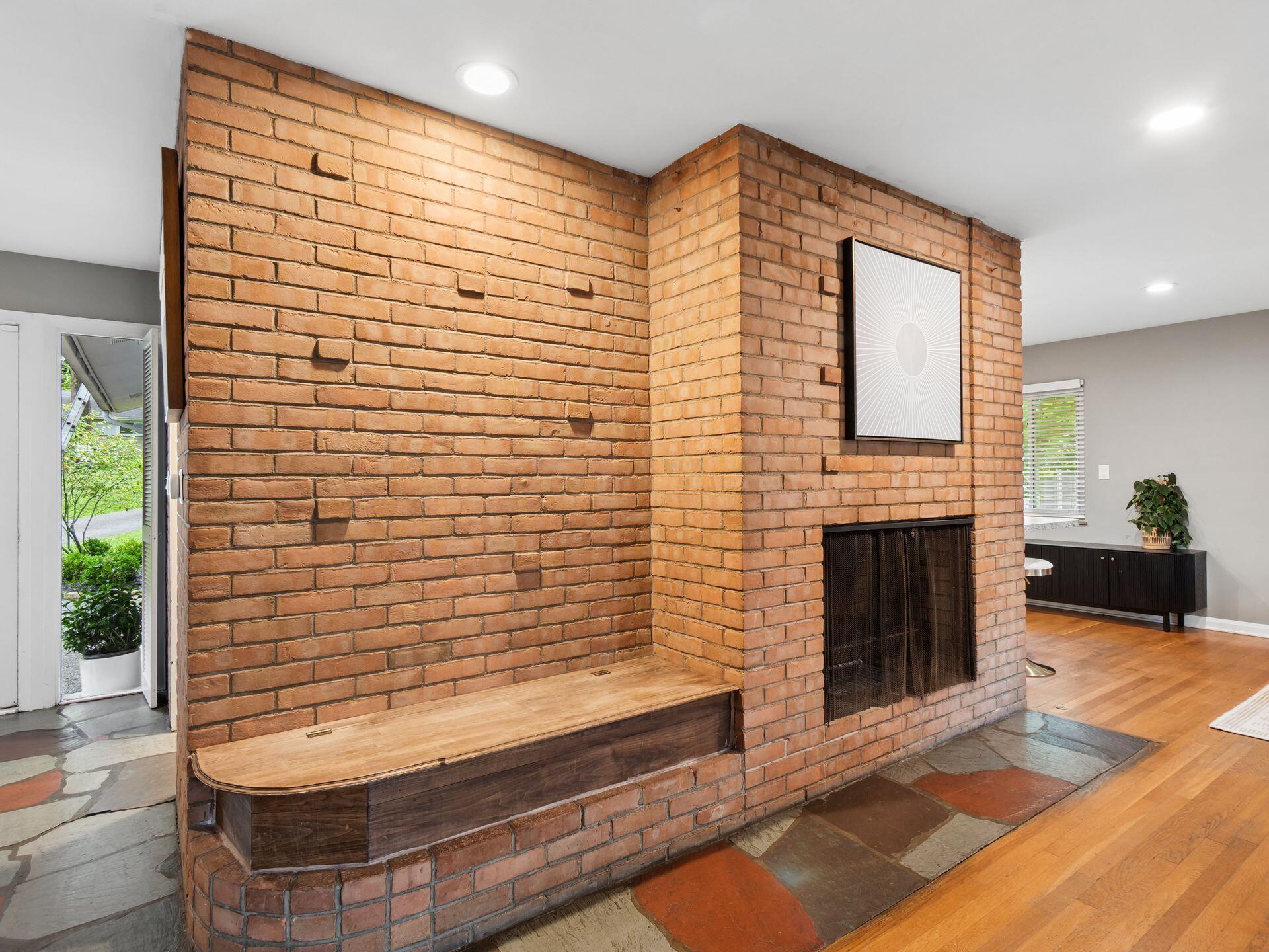 3727 Sunset Drive