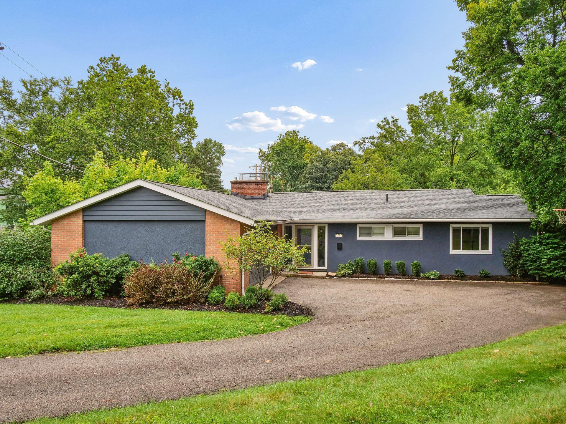 3727 Sunset Drive