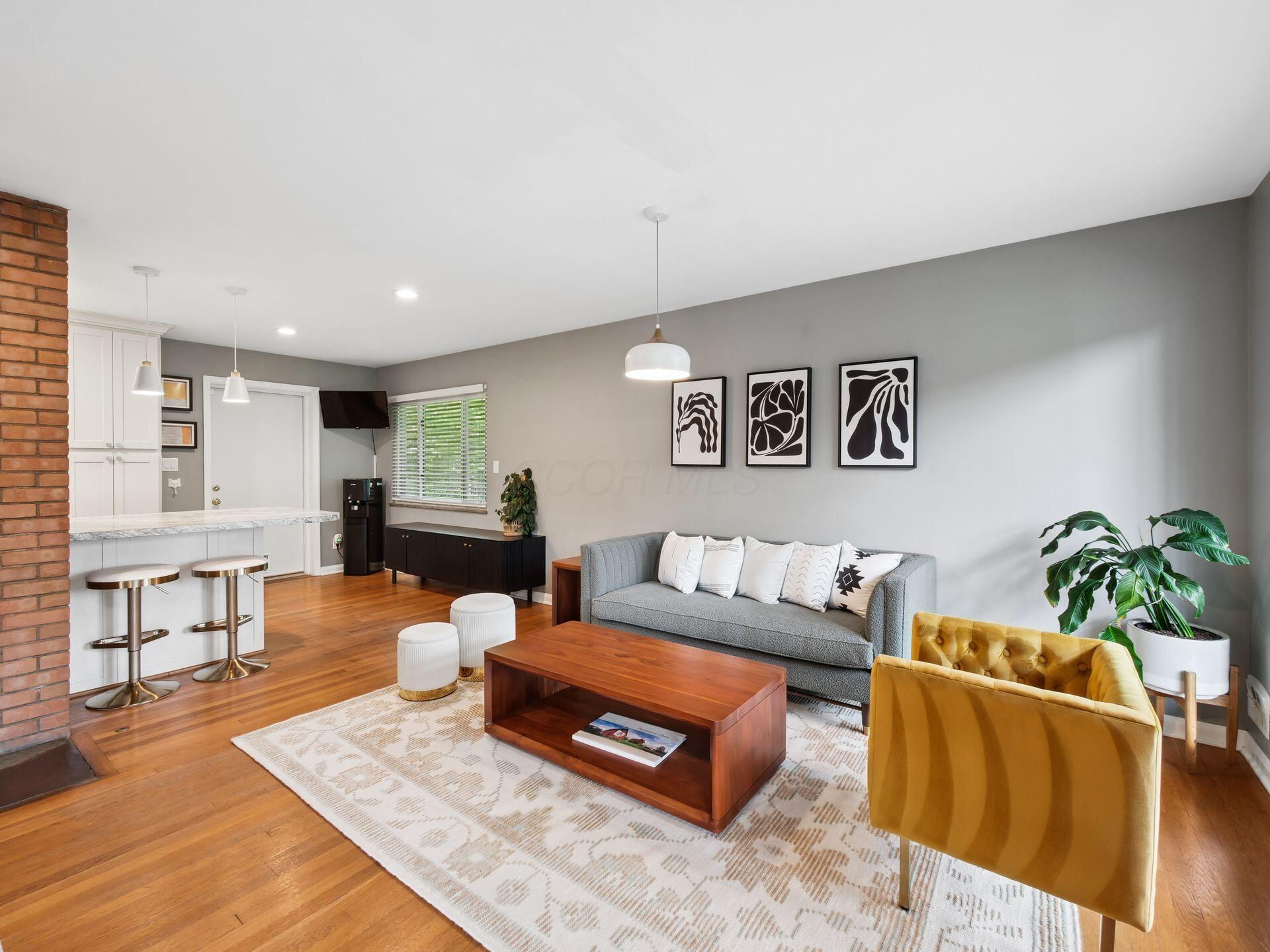 3727 Sunset Drive