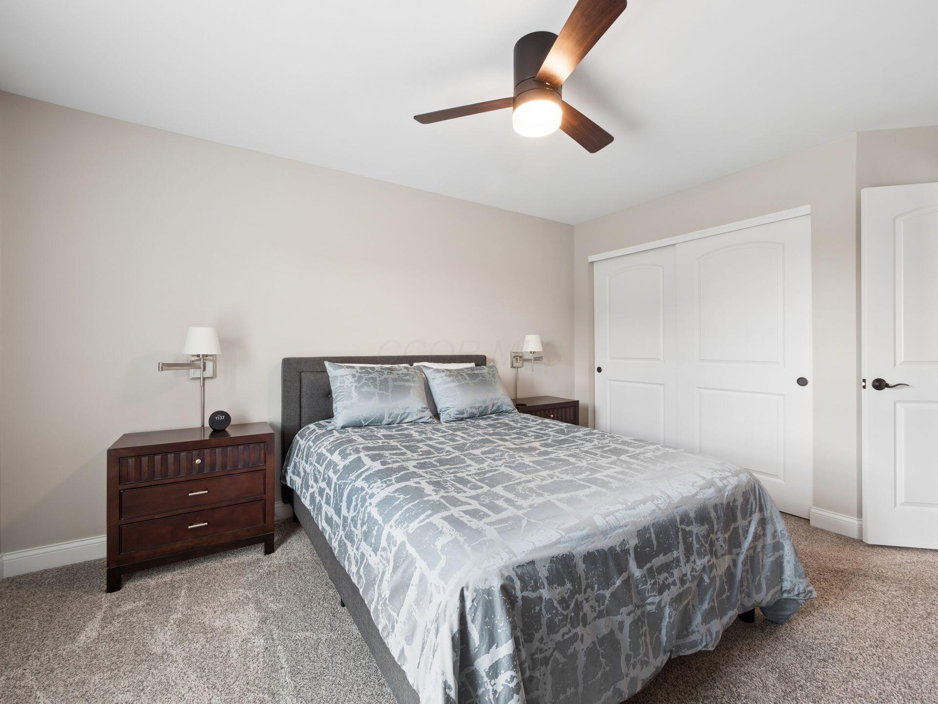 5792 Trafalgar Lane