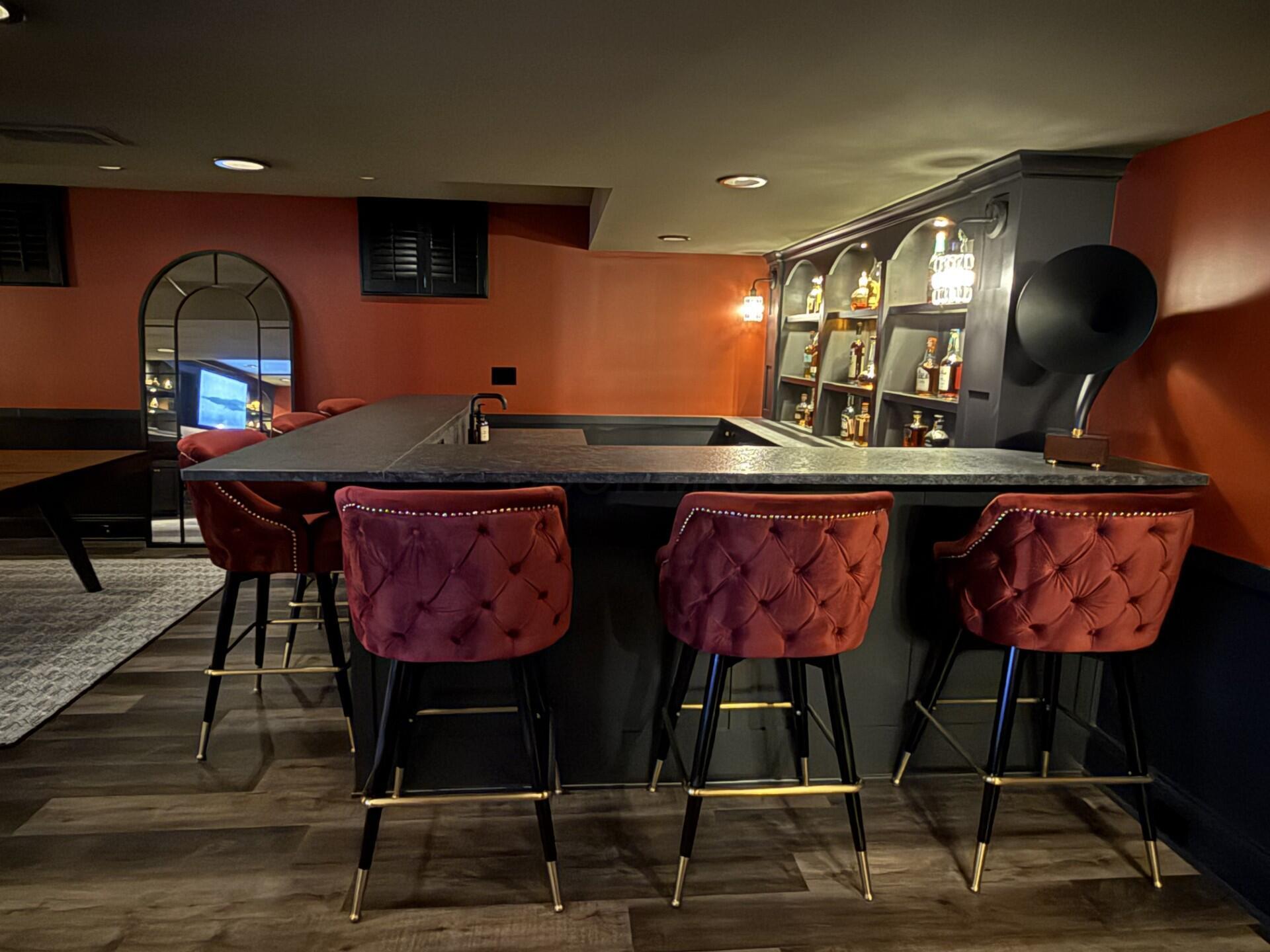 5792 Trafalgar Lane