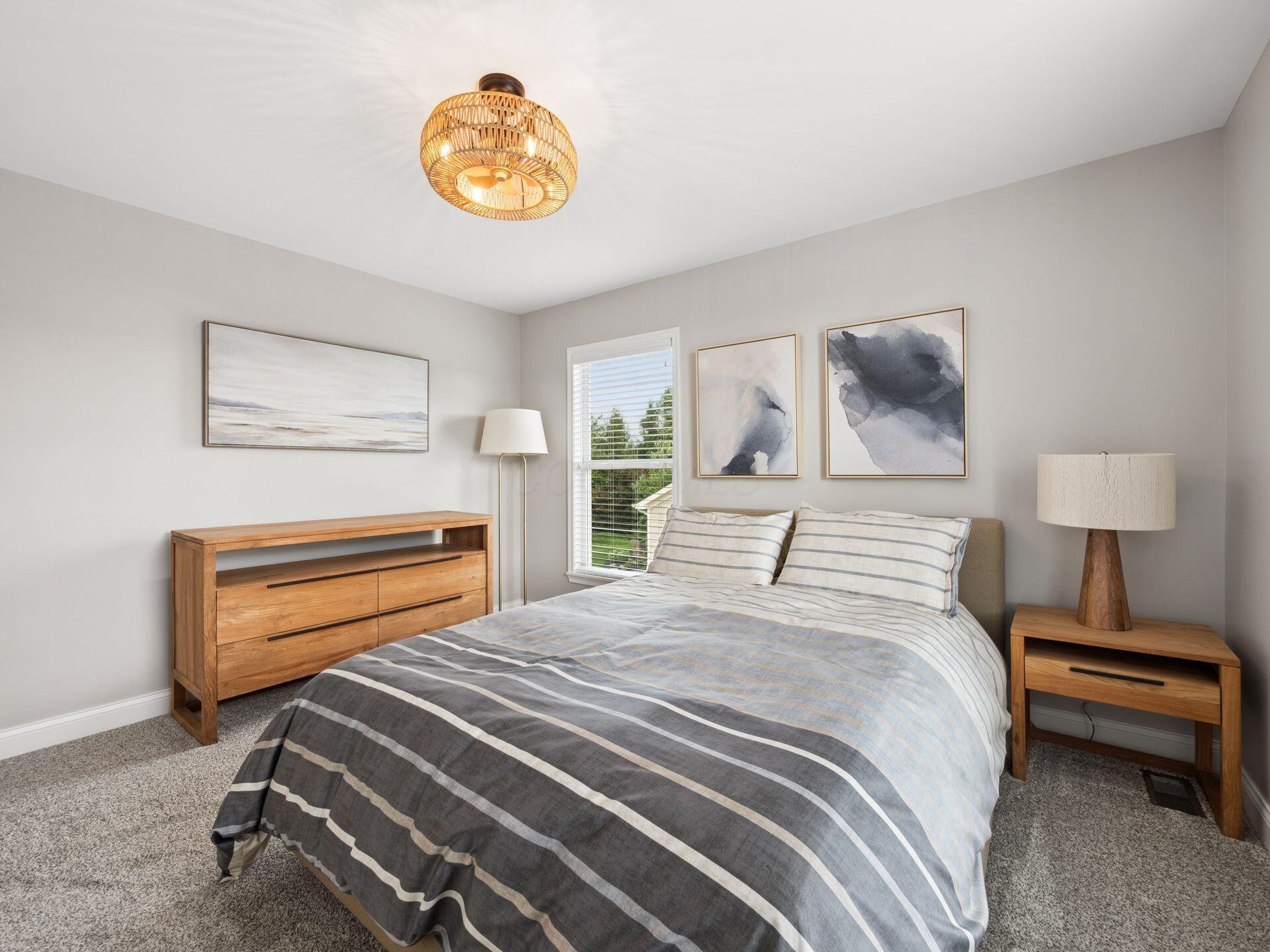 5792 Trafalgar Lane