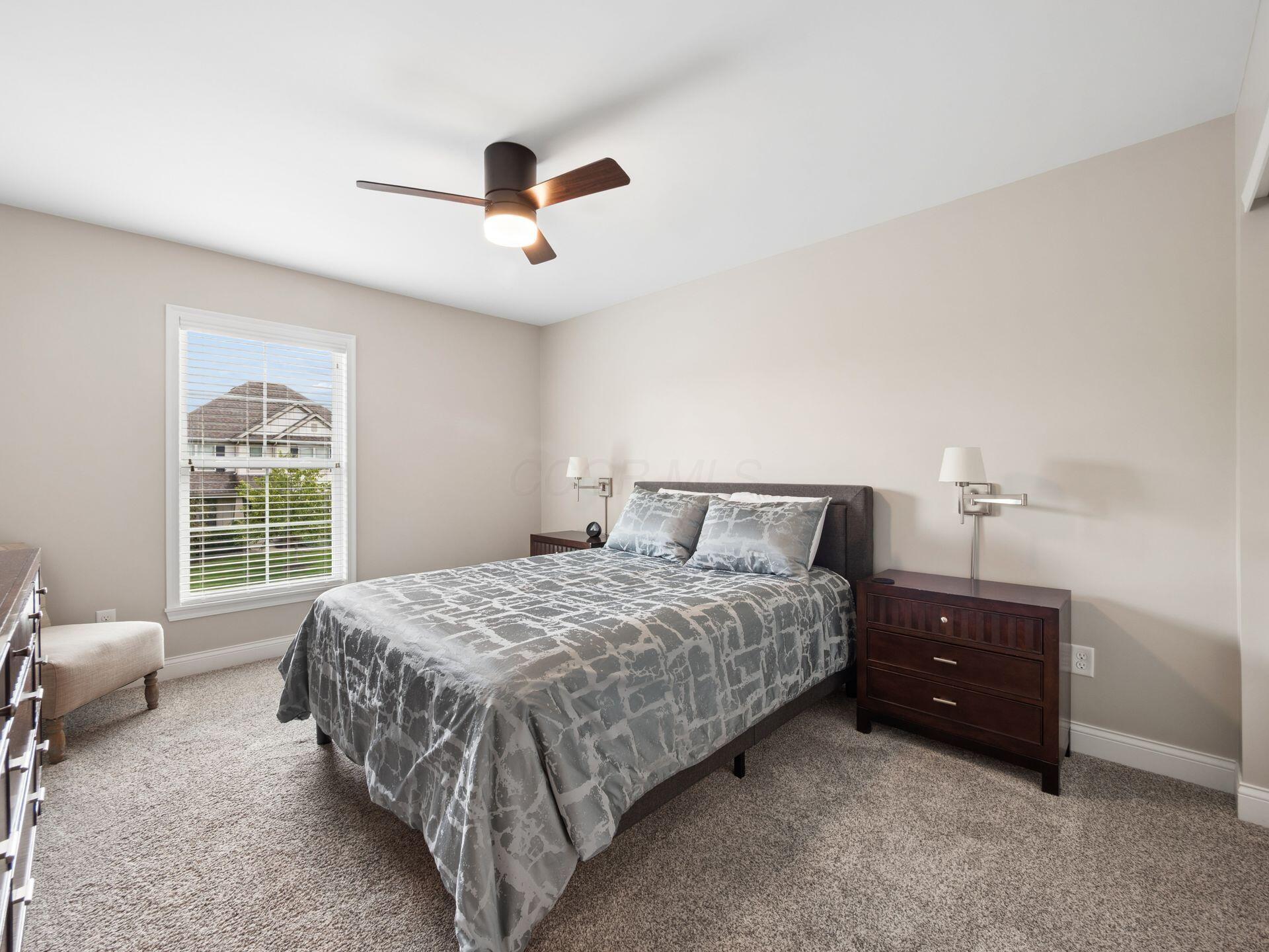 5792 Trafalgar Lane