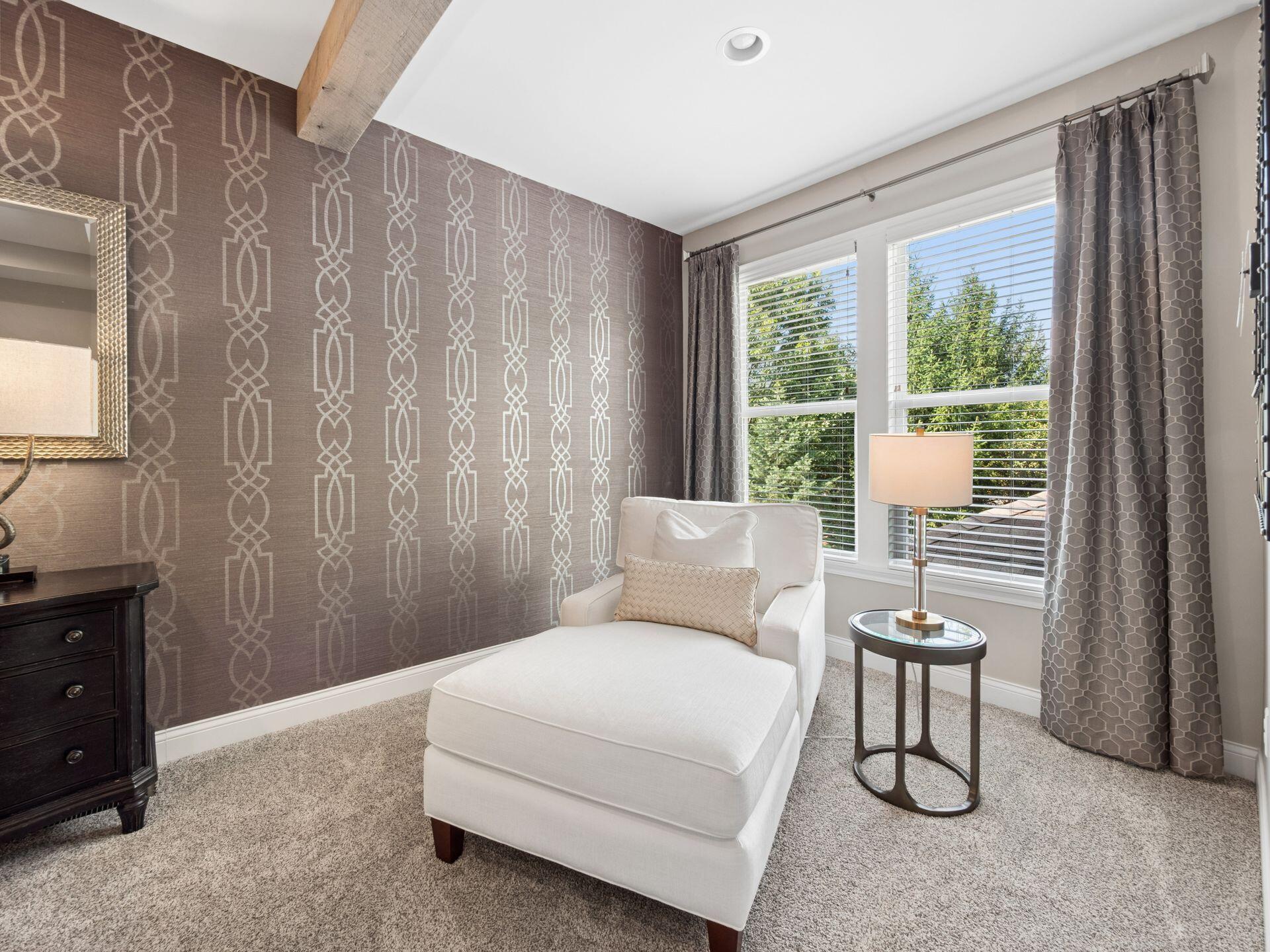 5792 Trafalgar Lane