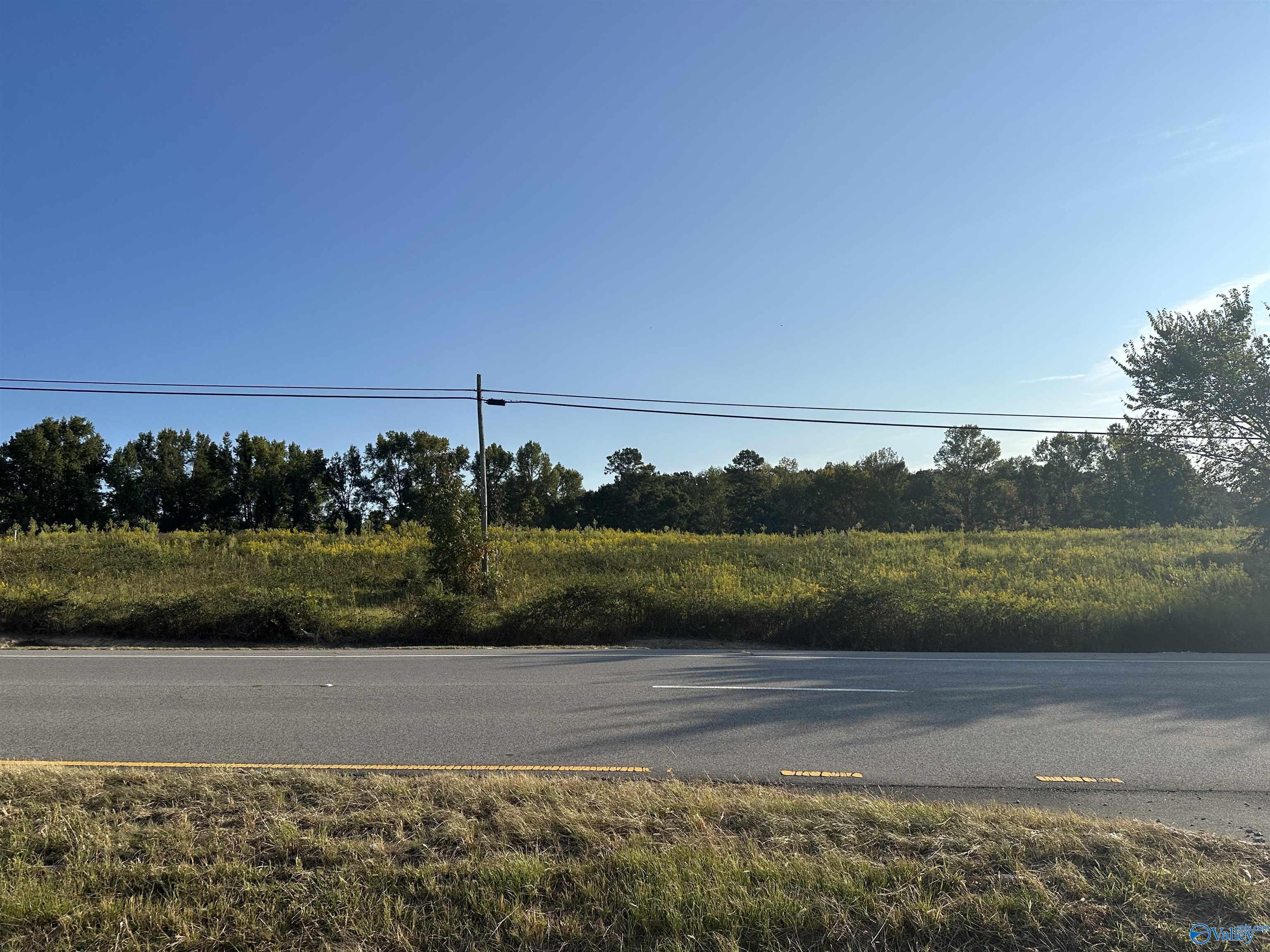 2 acres +/- Highway 231