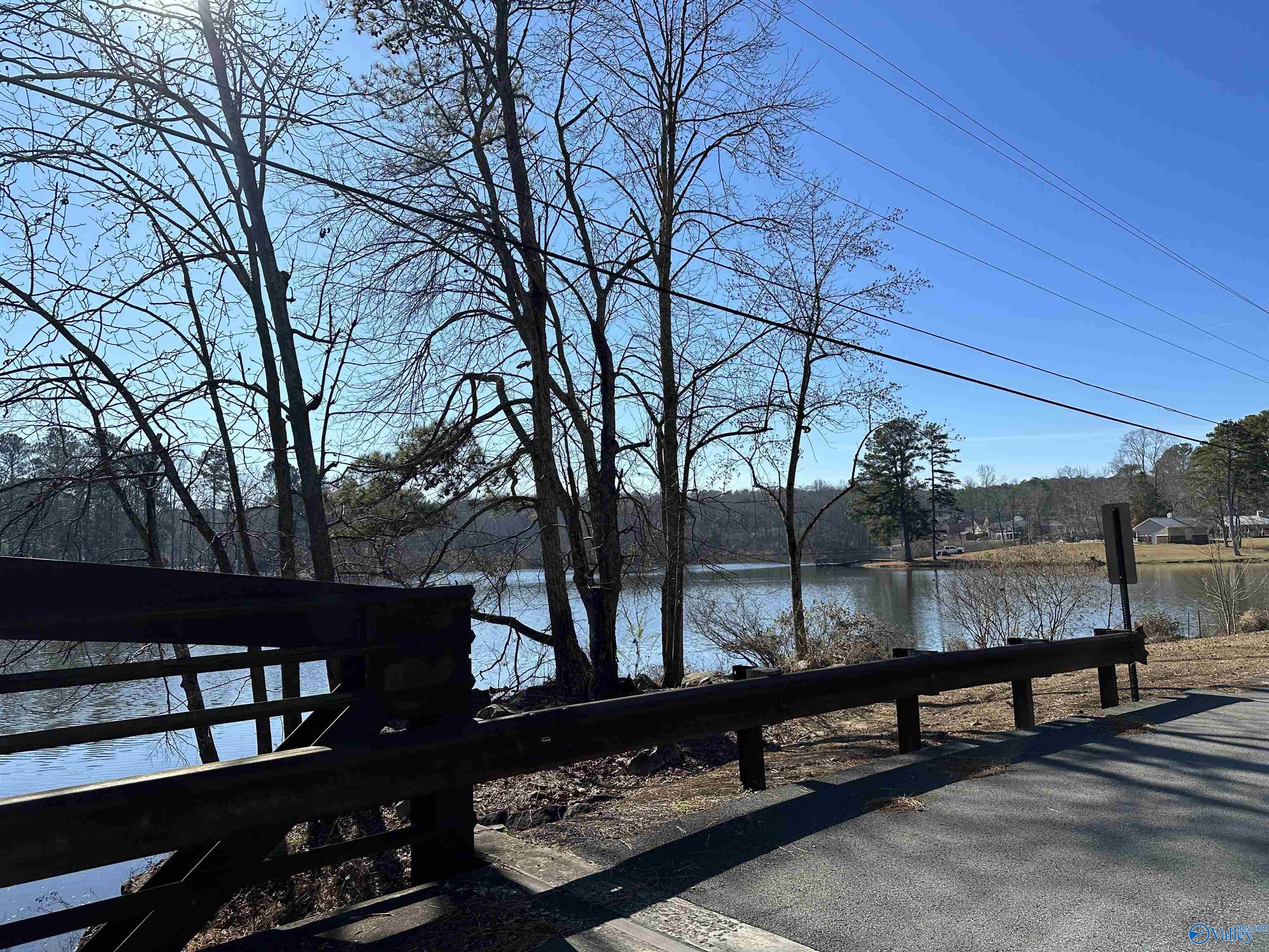 2167 Pine Lake Trail