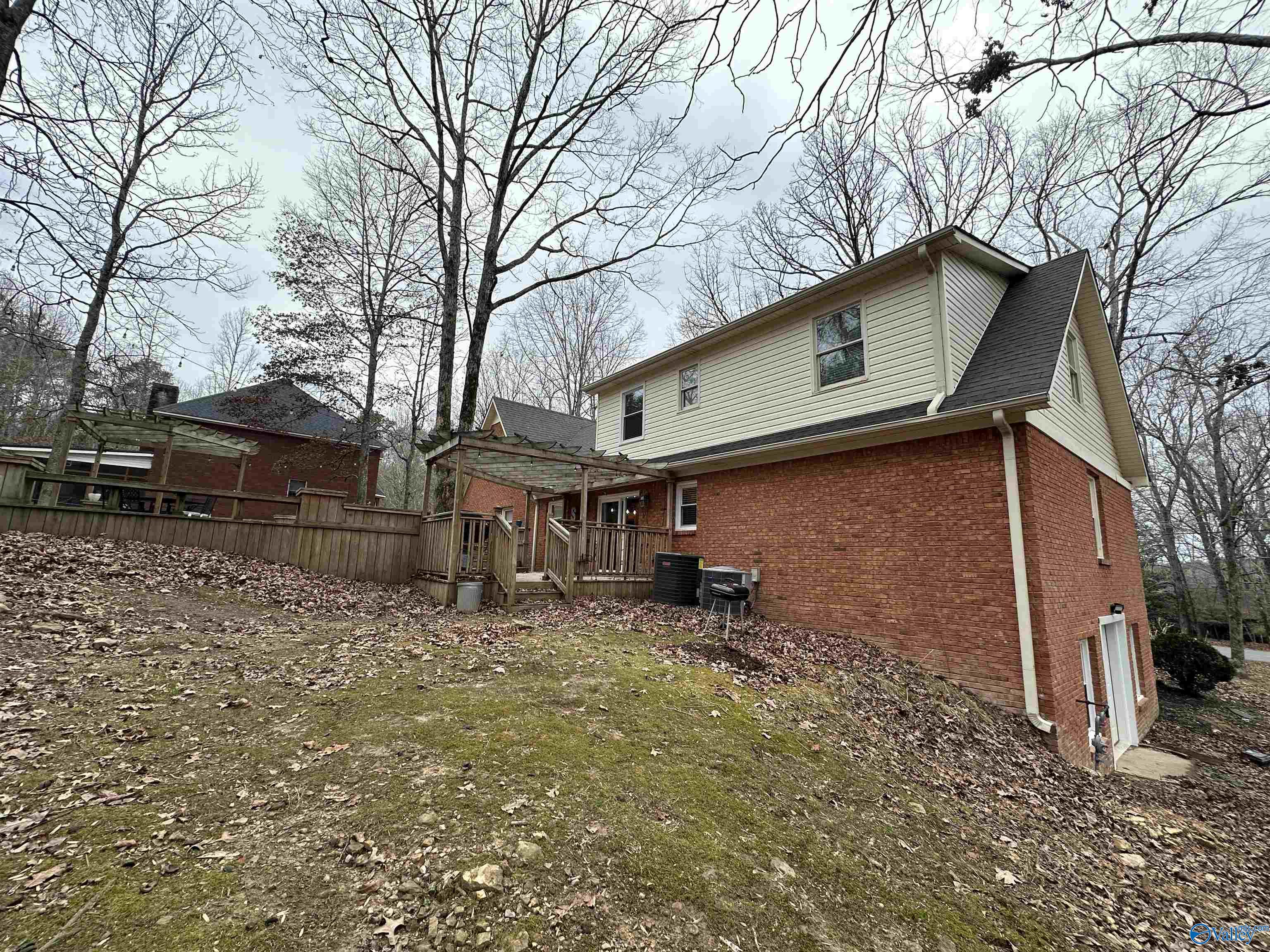 2167 Pine Lake Trail