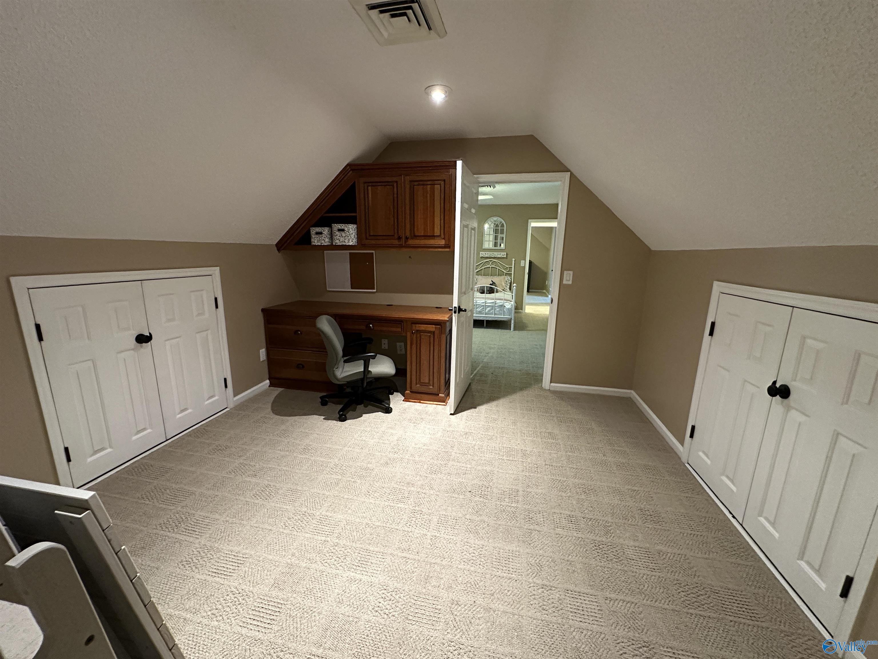 2167 Pine Lake Trail