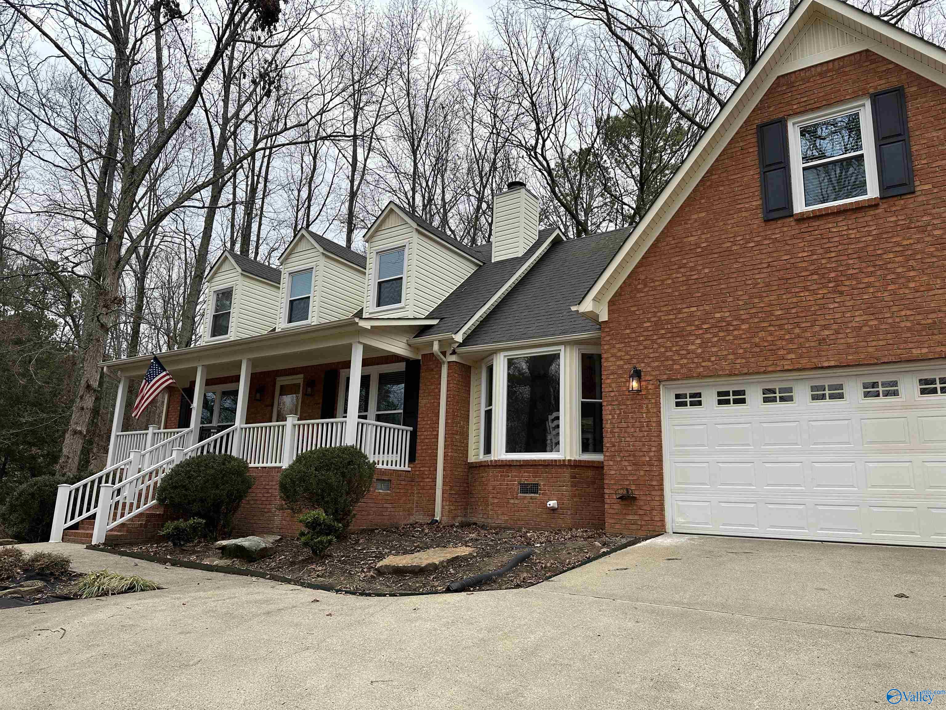 2167 Pine Lake Trail