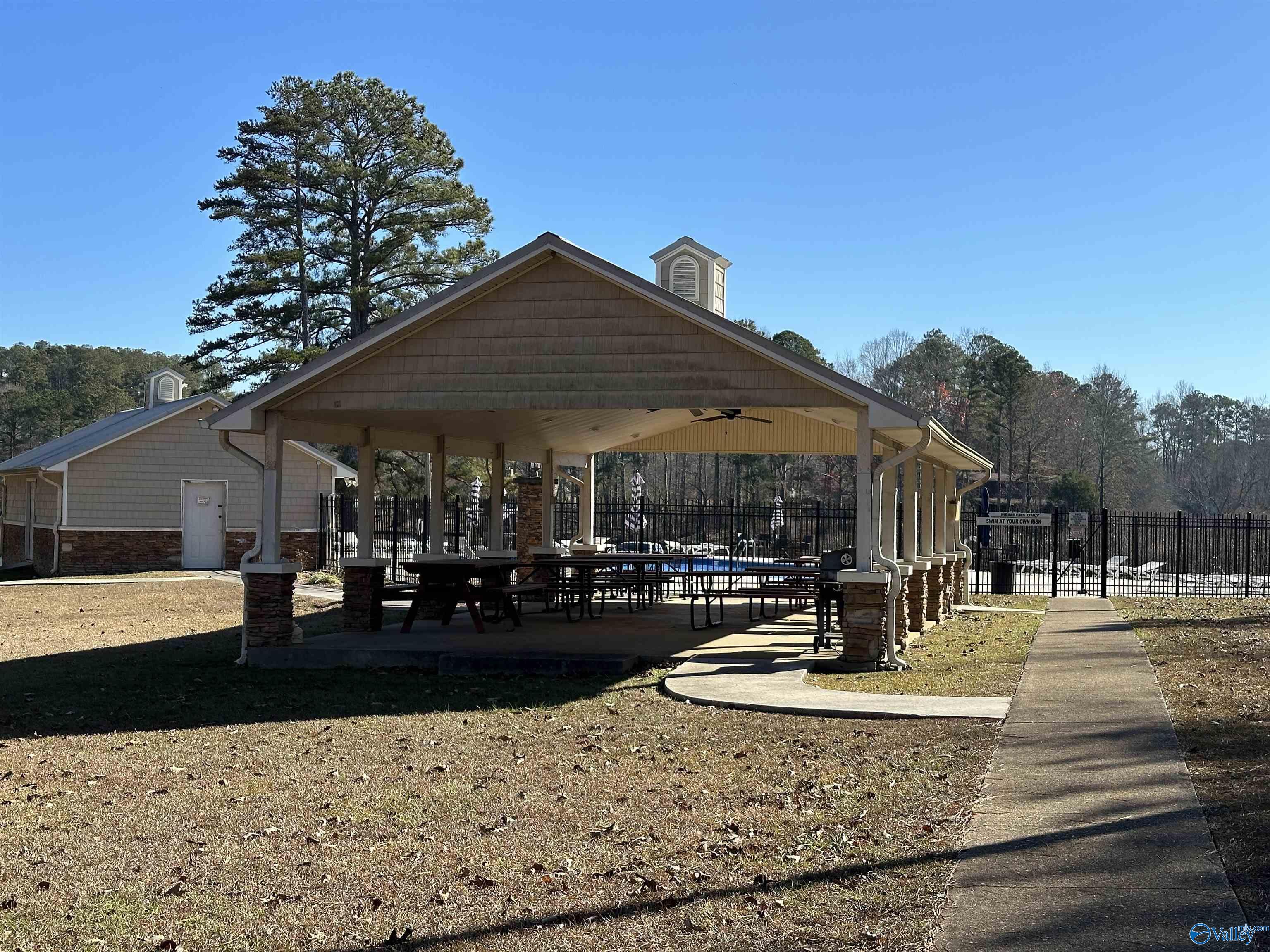 2167 Pine Lake Trail