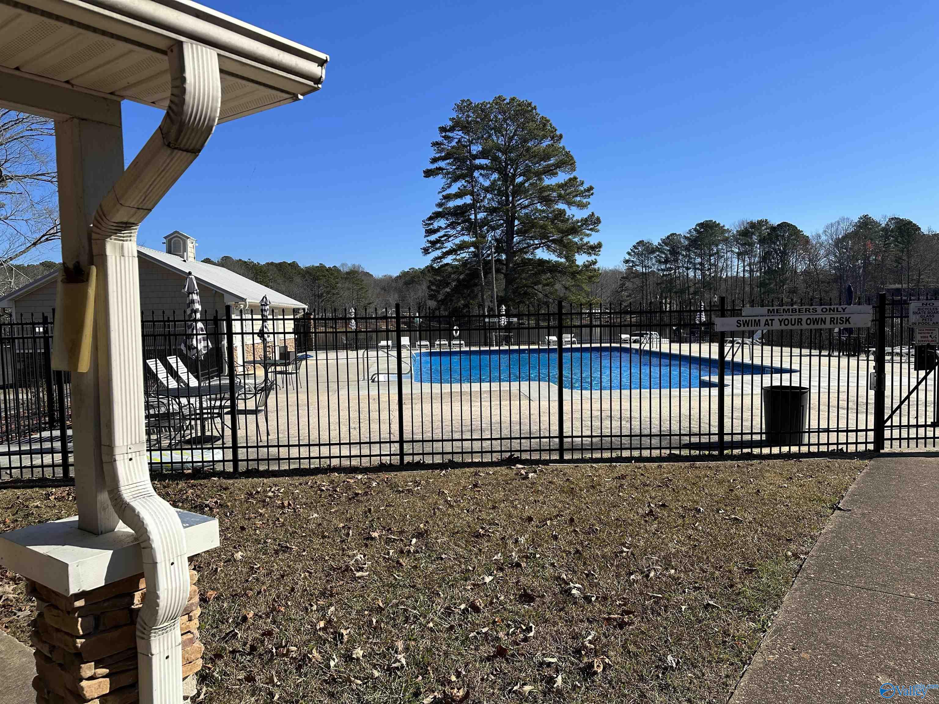 2167 Pine Lake Trail