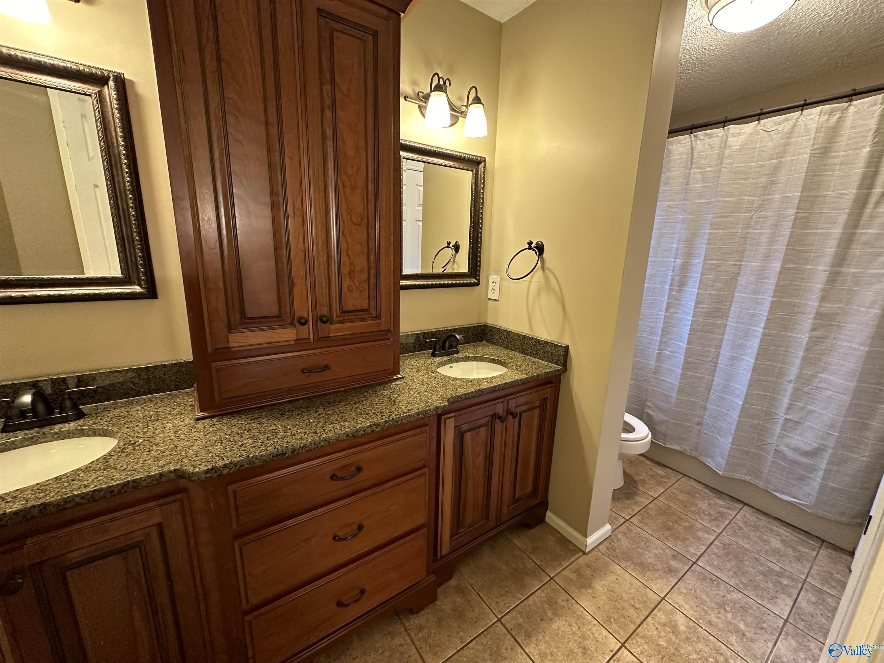 2167 Pine Lake Trail