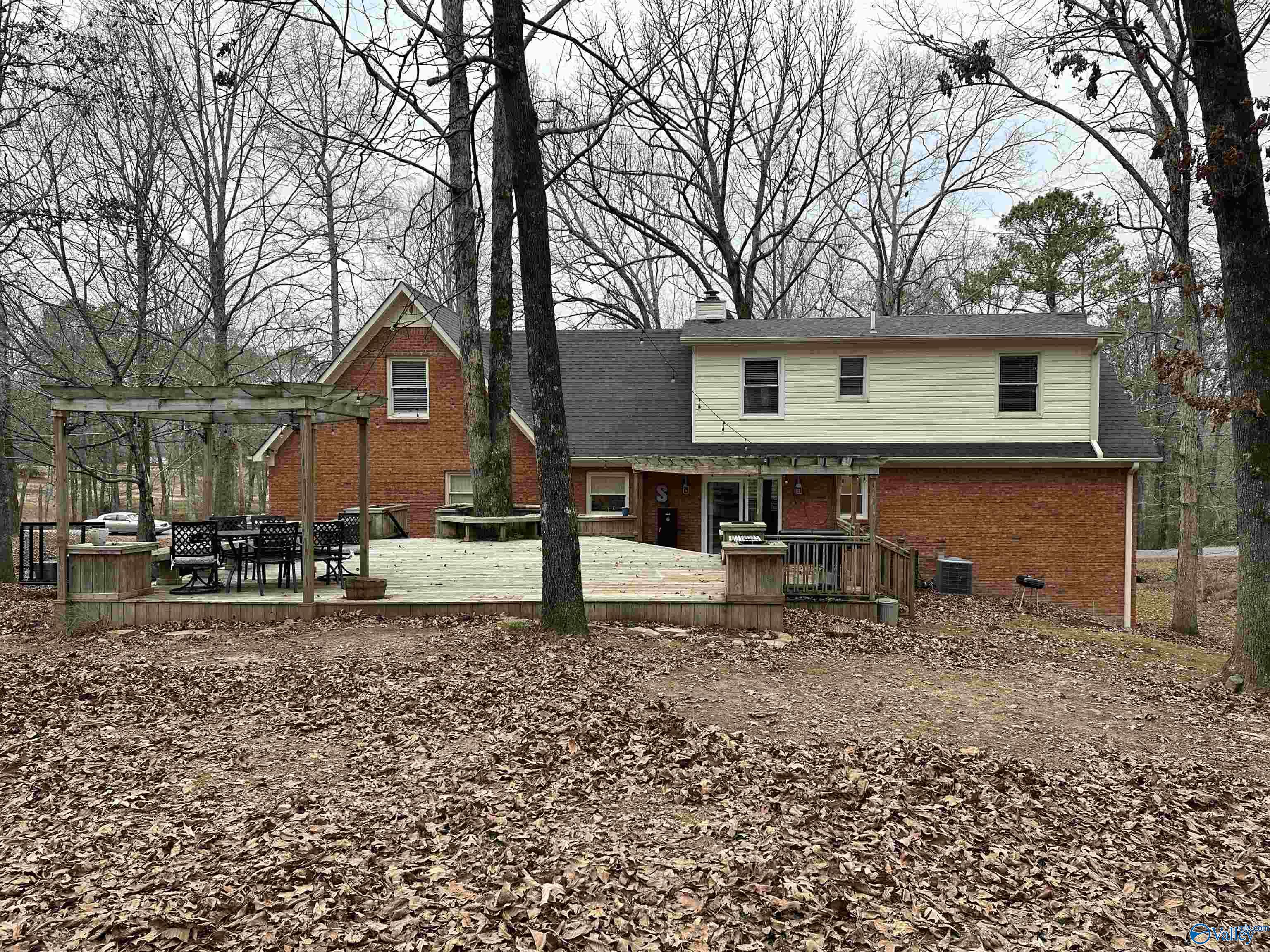 2167 Pine Lake Trail