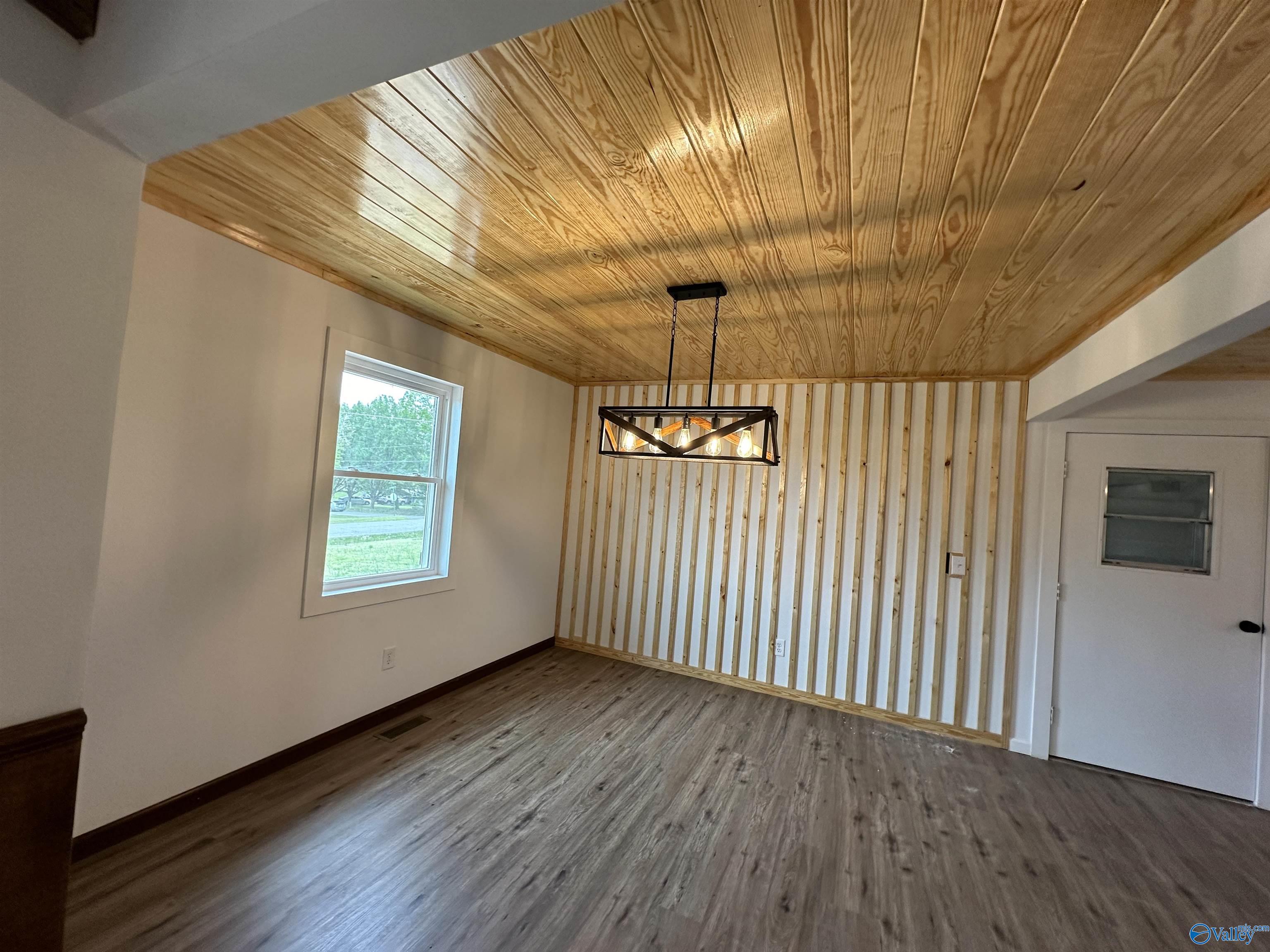 6539 Brashiers Chapel Road