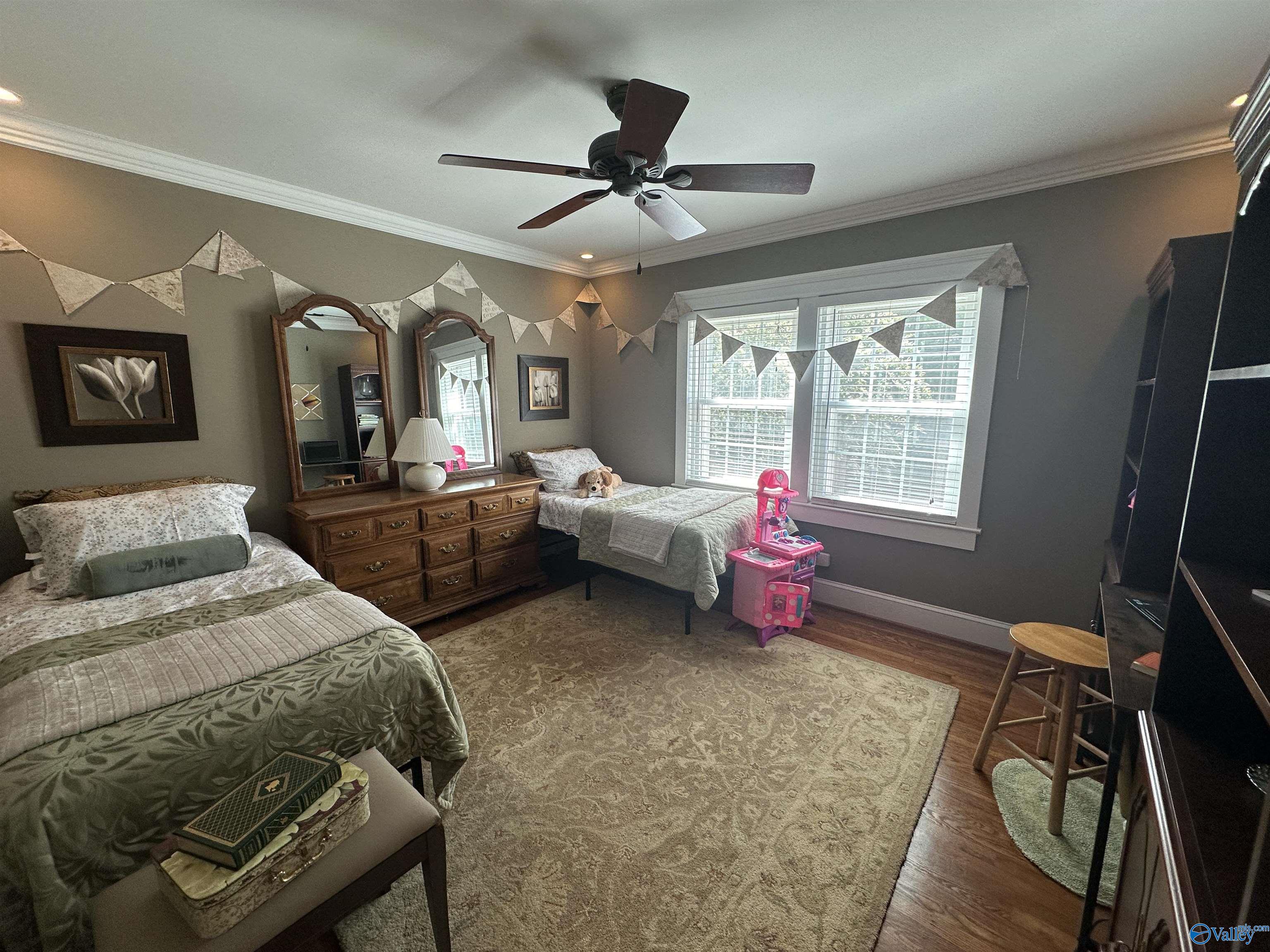 703 East Alabama Avenue