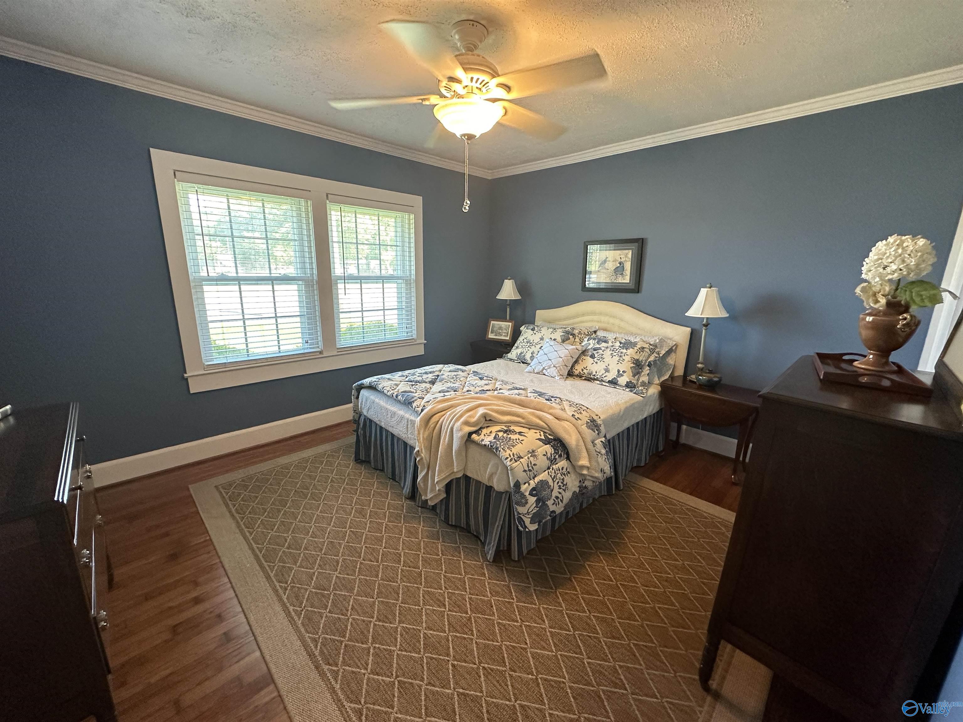 703 East Alabama Avenue