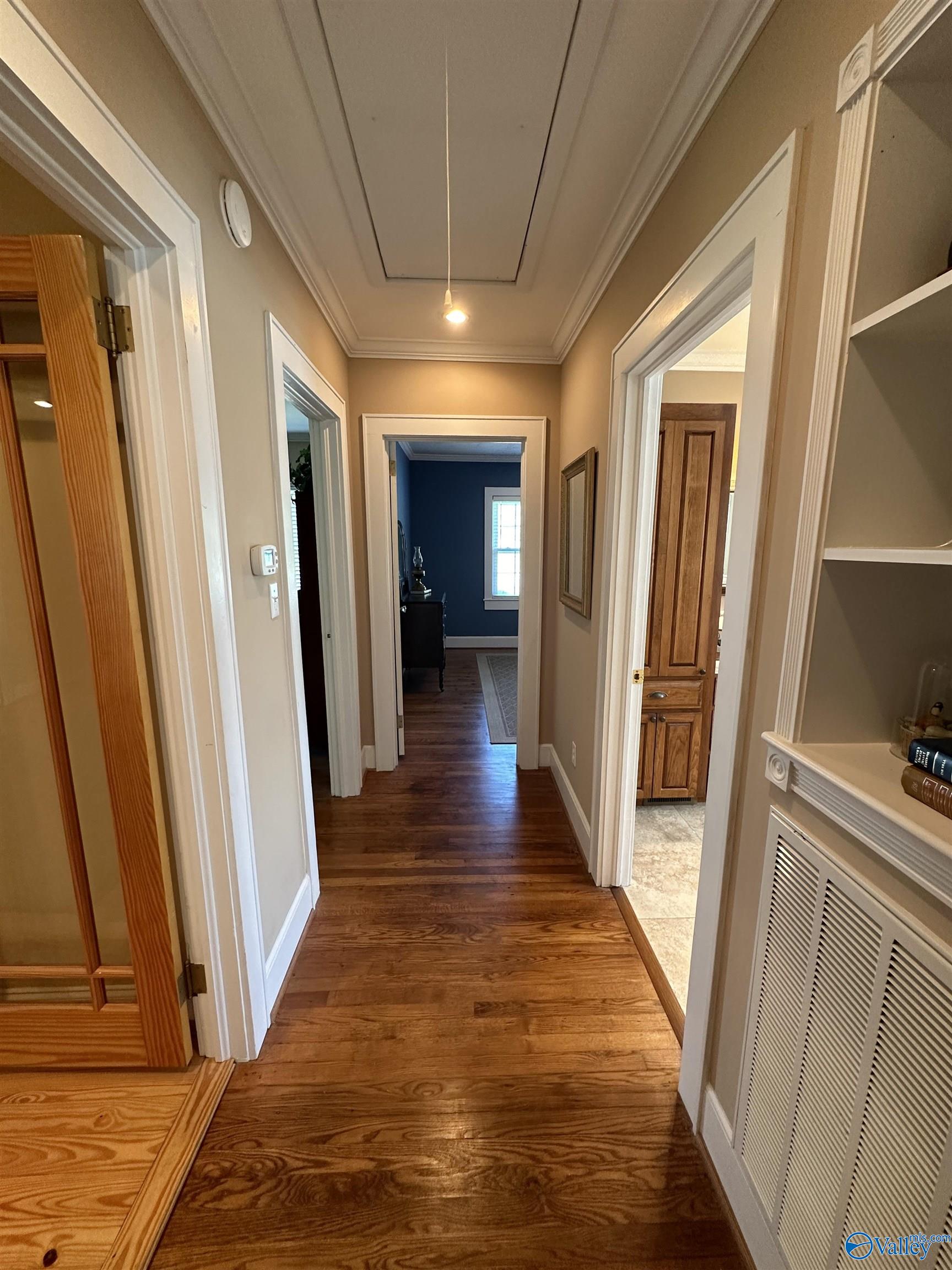 703 East Alabama Avenue