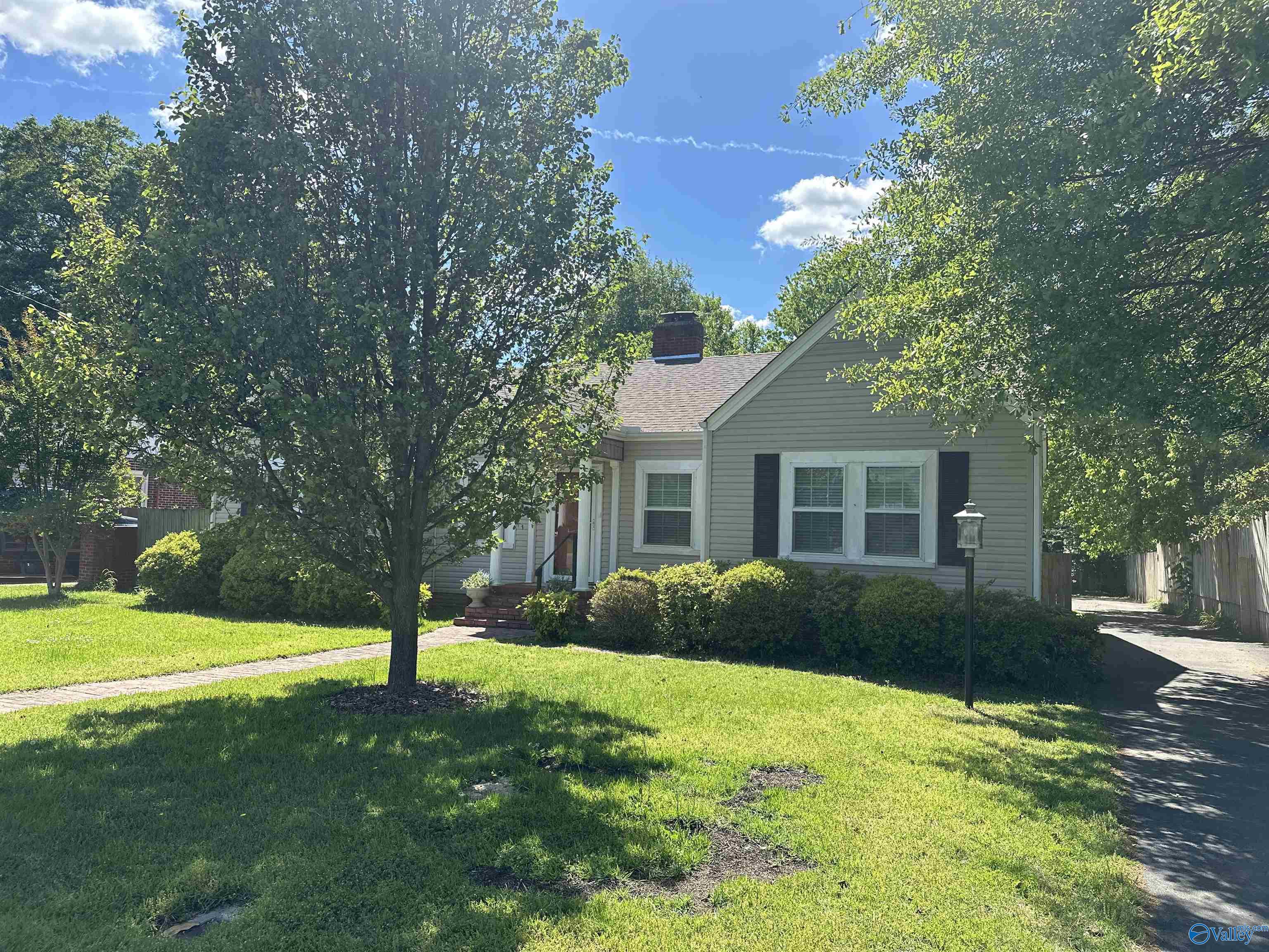 703 East Alabama Avenue