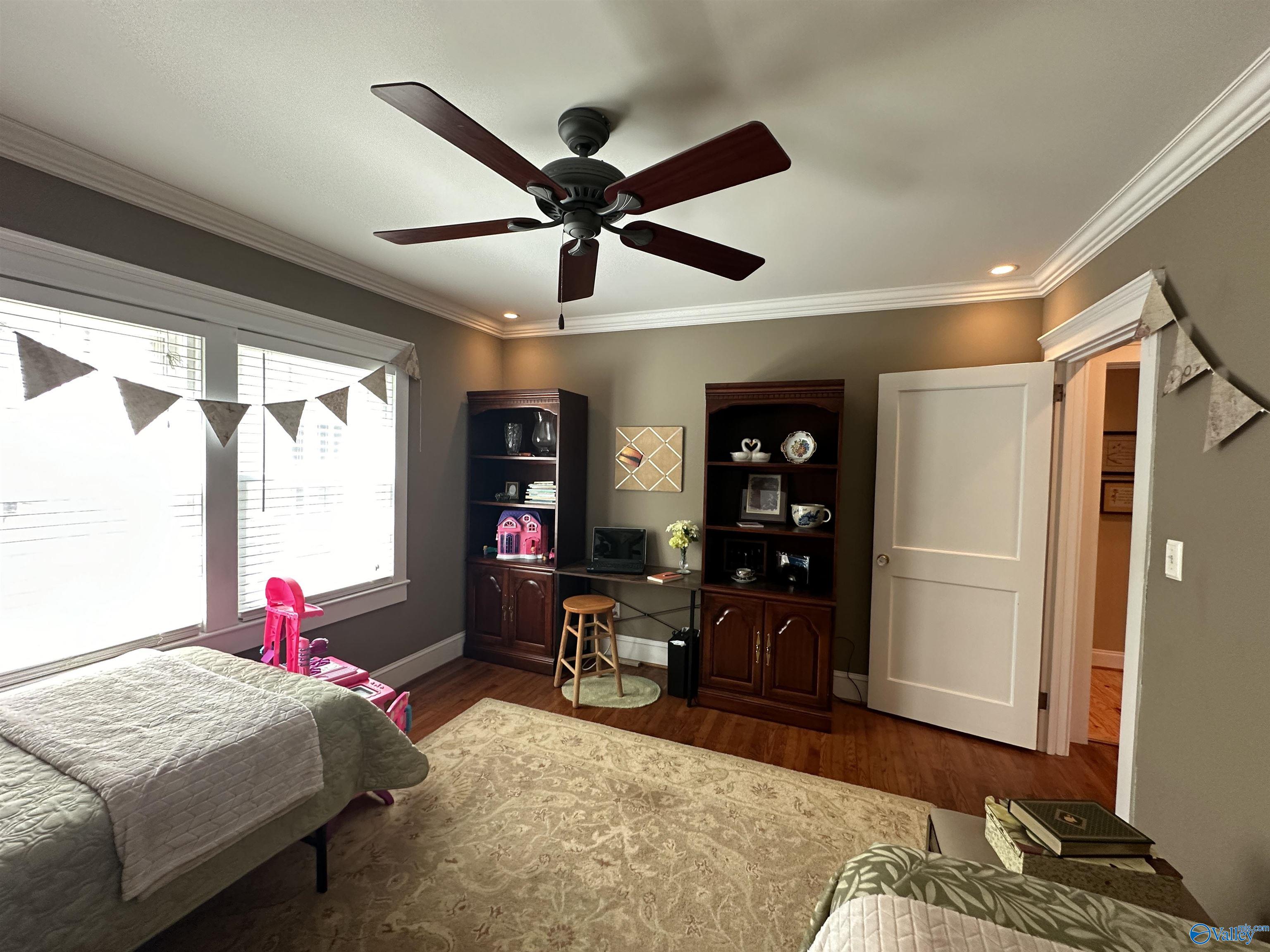 703 East Alabama Avenue