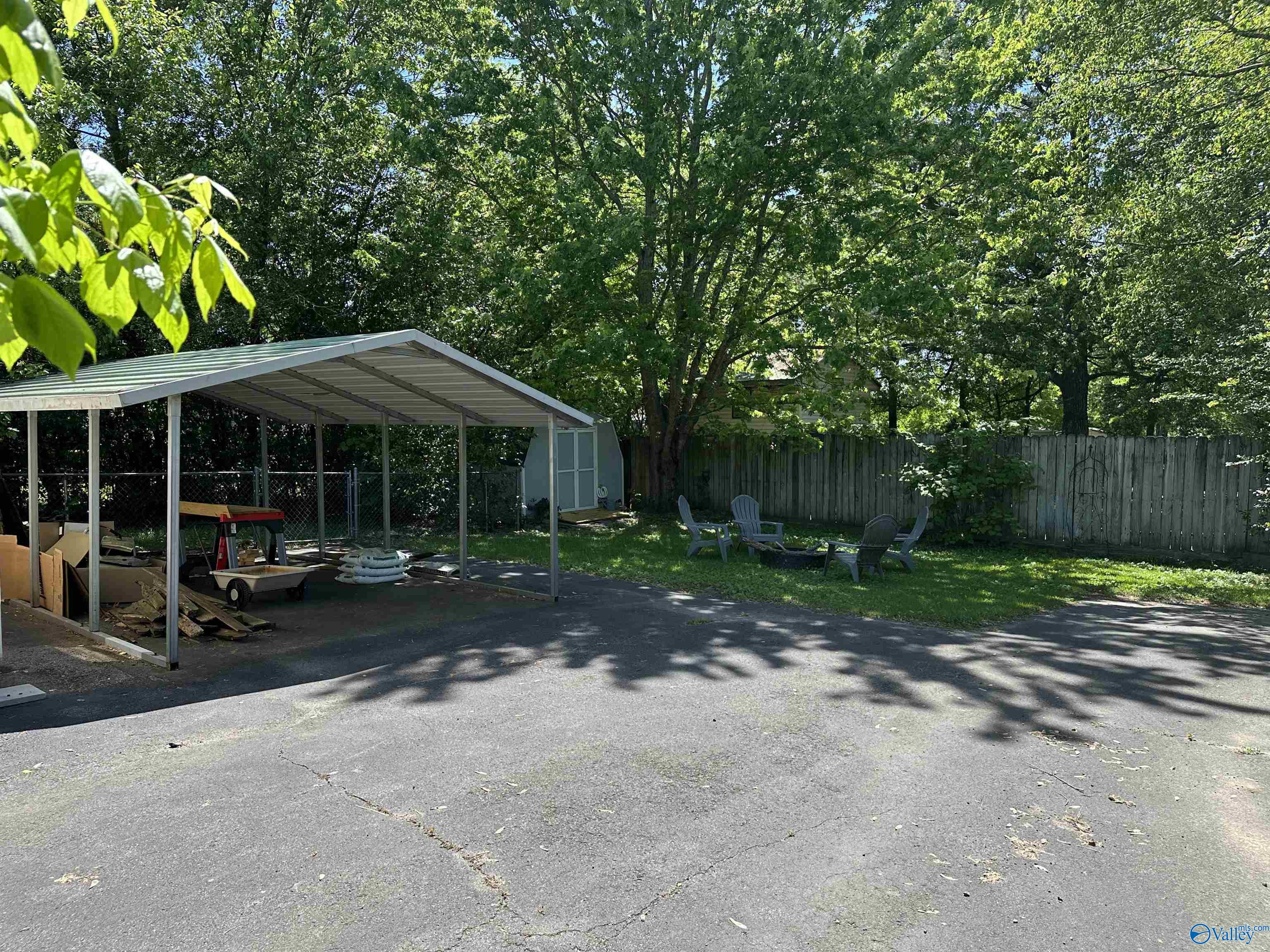 703 East Alabama Avenue