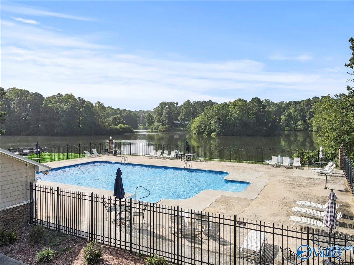 1085 Hillcrest Drive