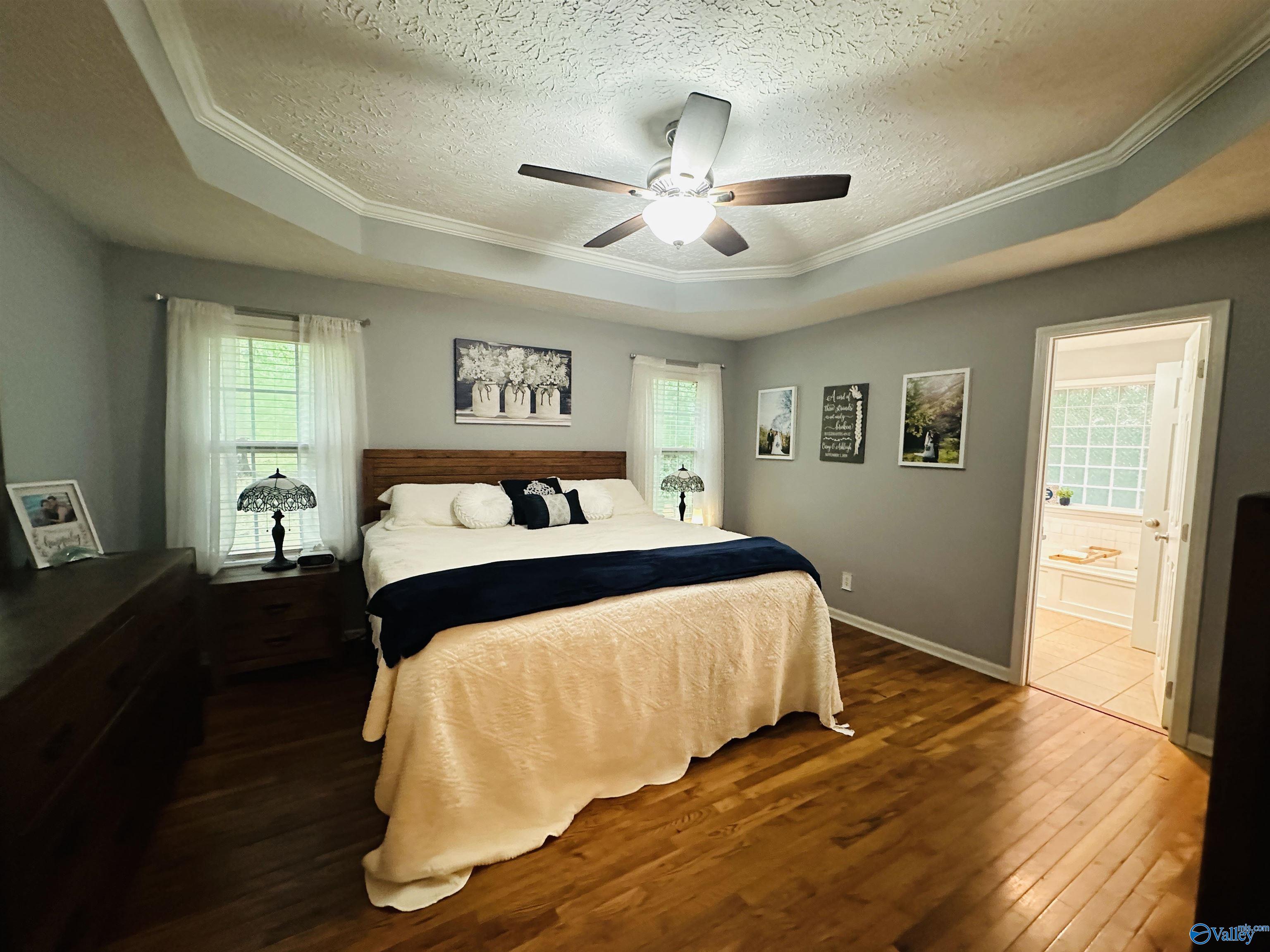 406 Sandstone Drive SE