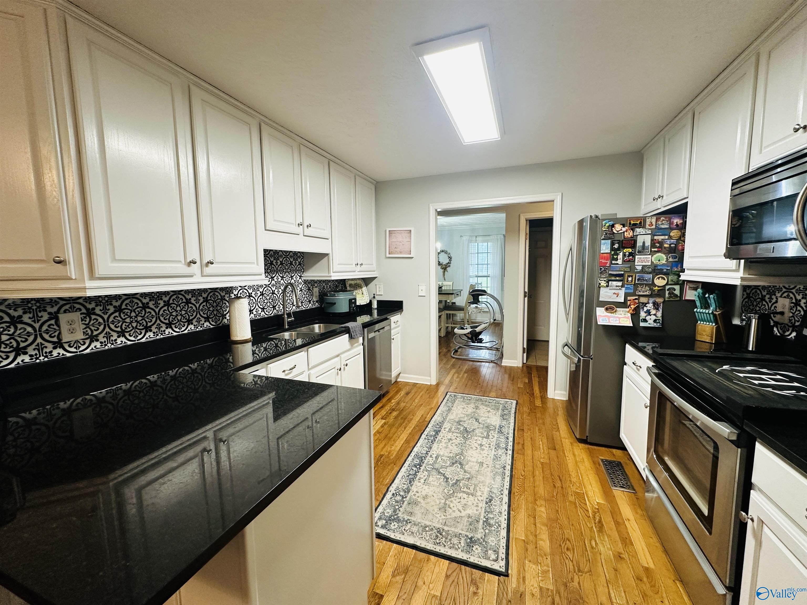 406 Sandstone Drive SE