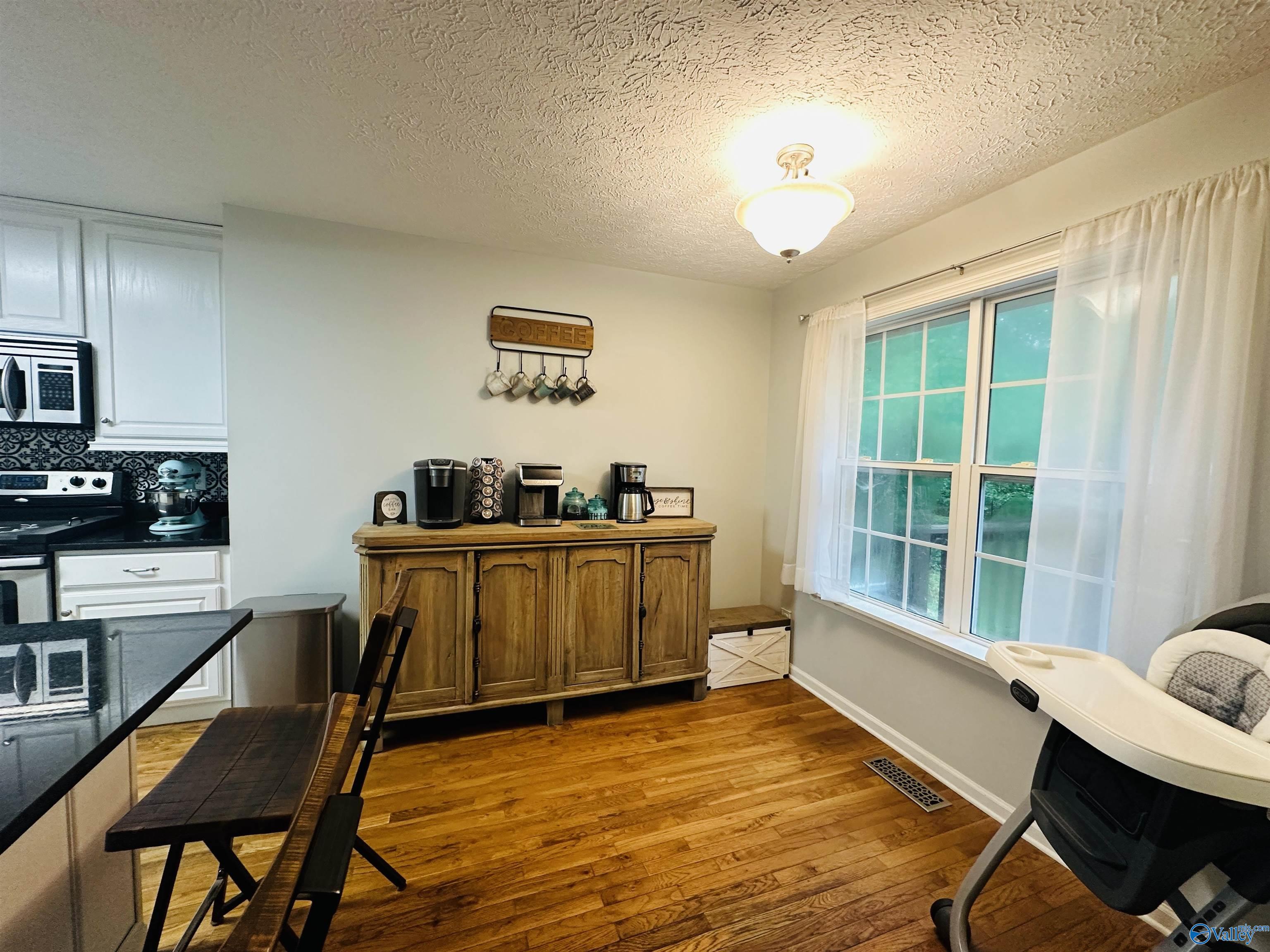 406 Sandstone Drive SE