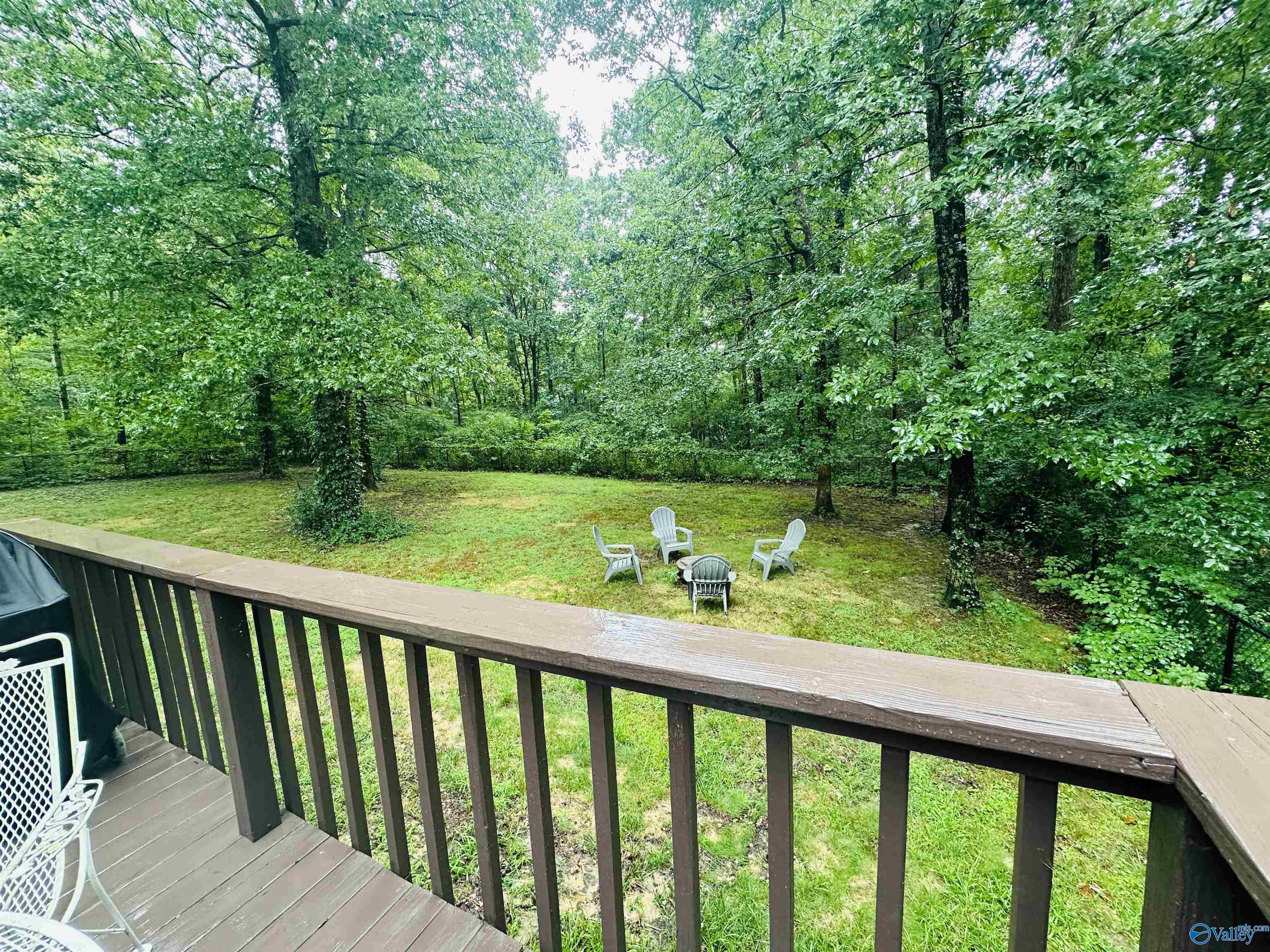 406 Sandstone Drive SE