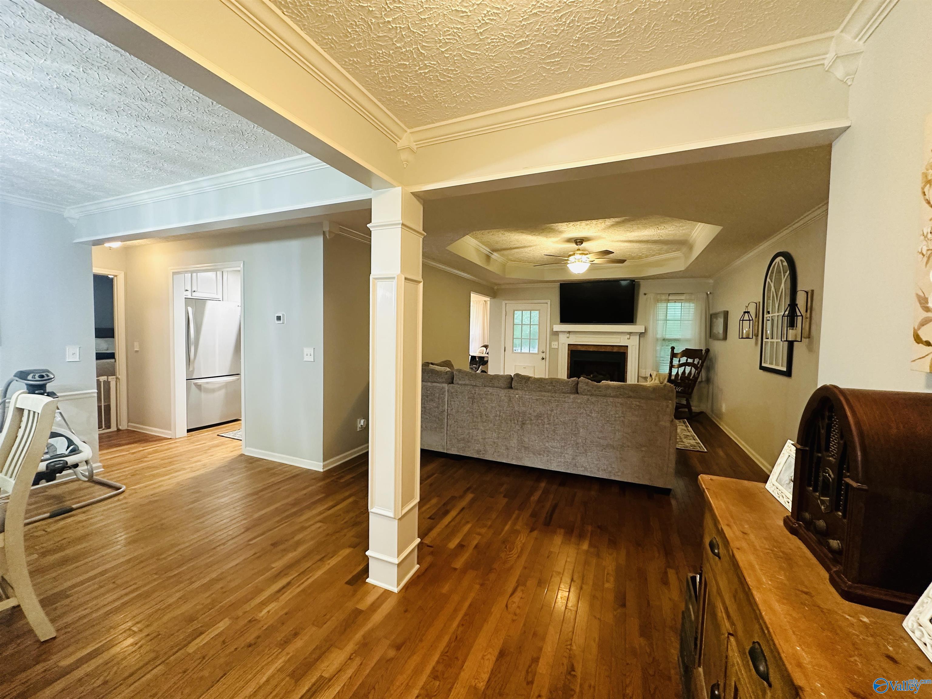 406 Sandstone Drive SE