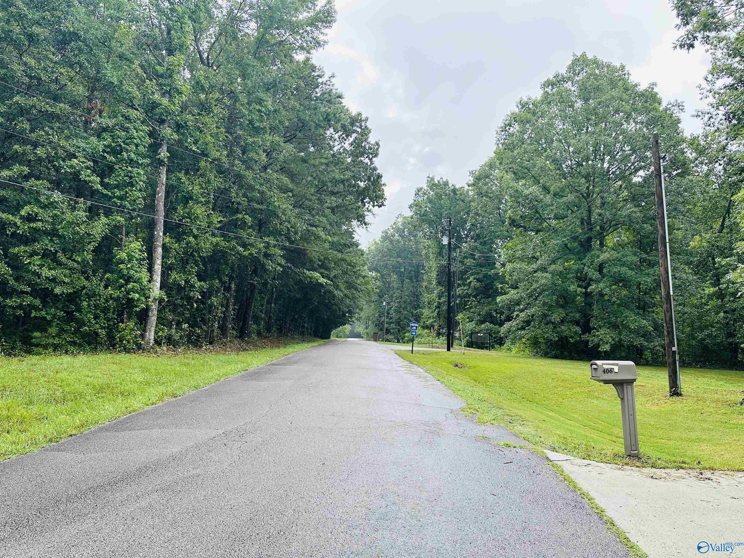 406 Sandstone Drive SE