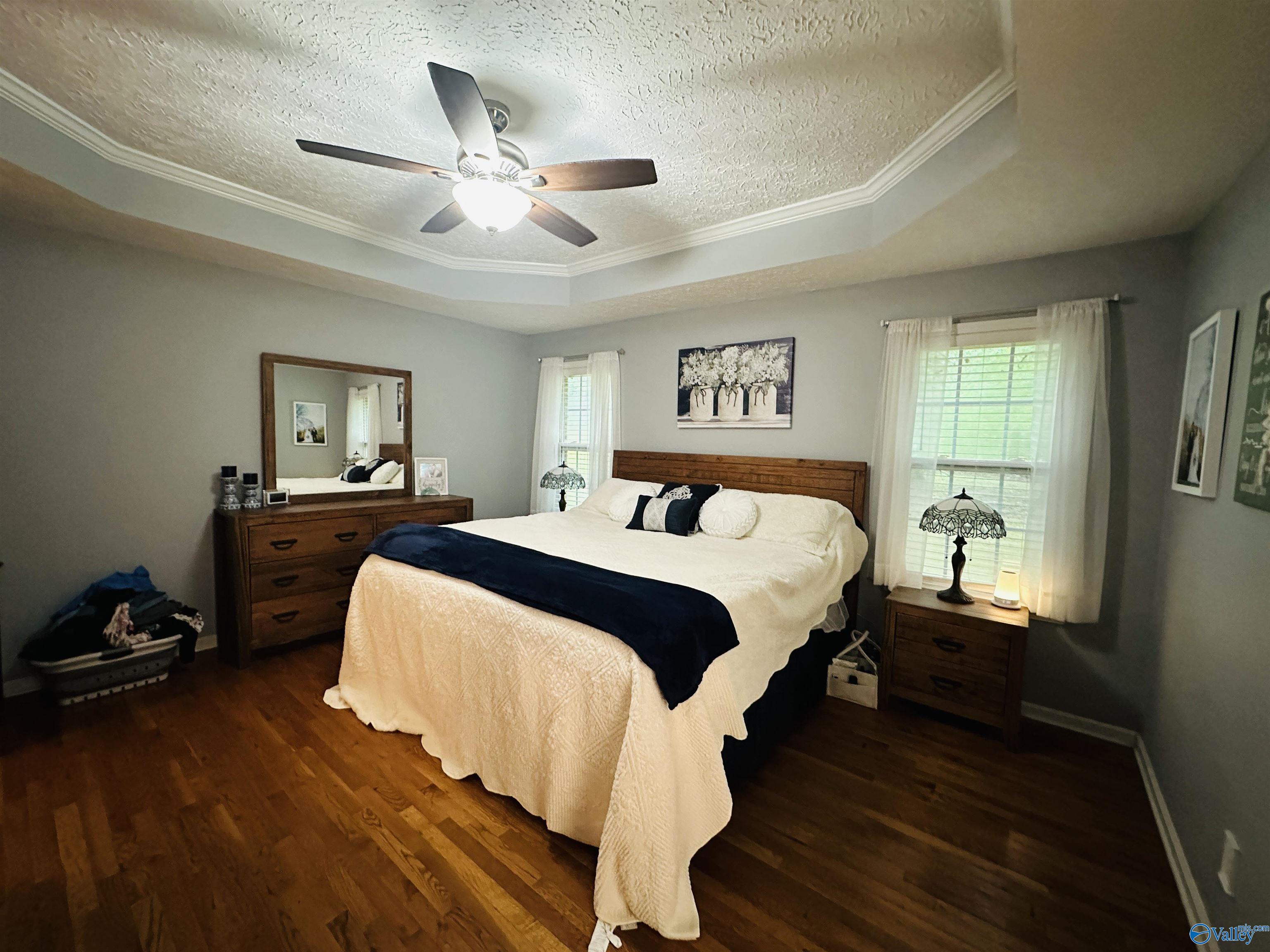 406 Sandstone Drive SE