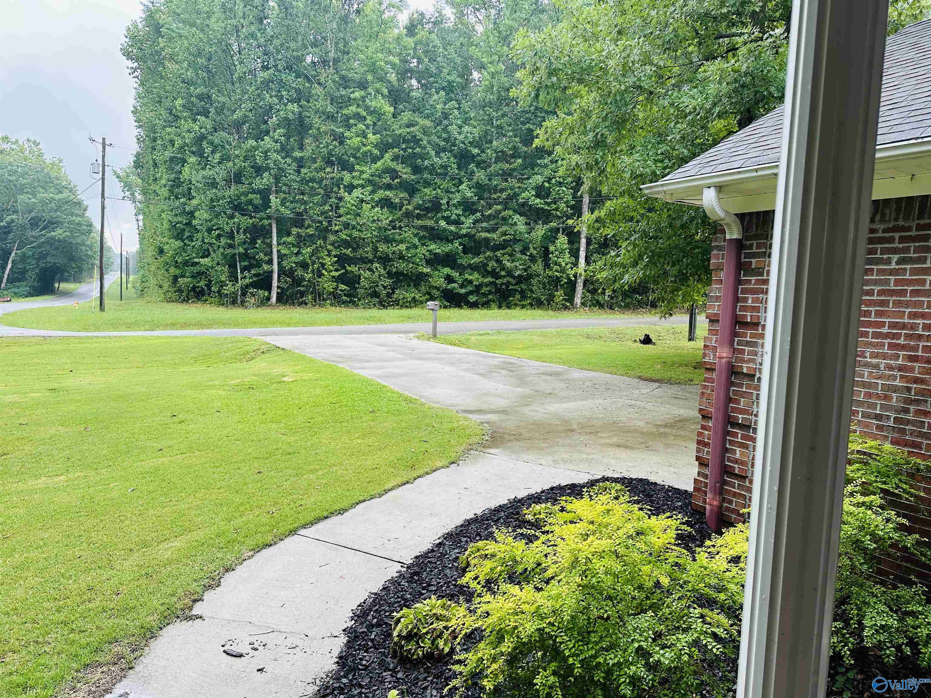 406 Sandstone Drive SE