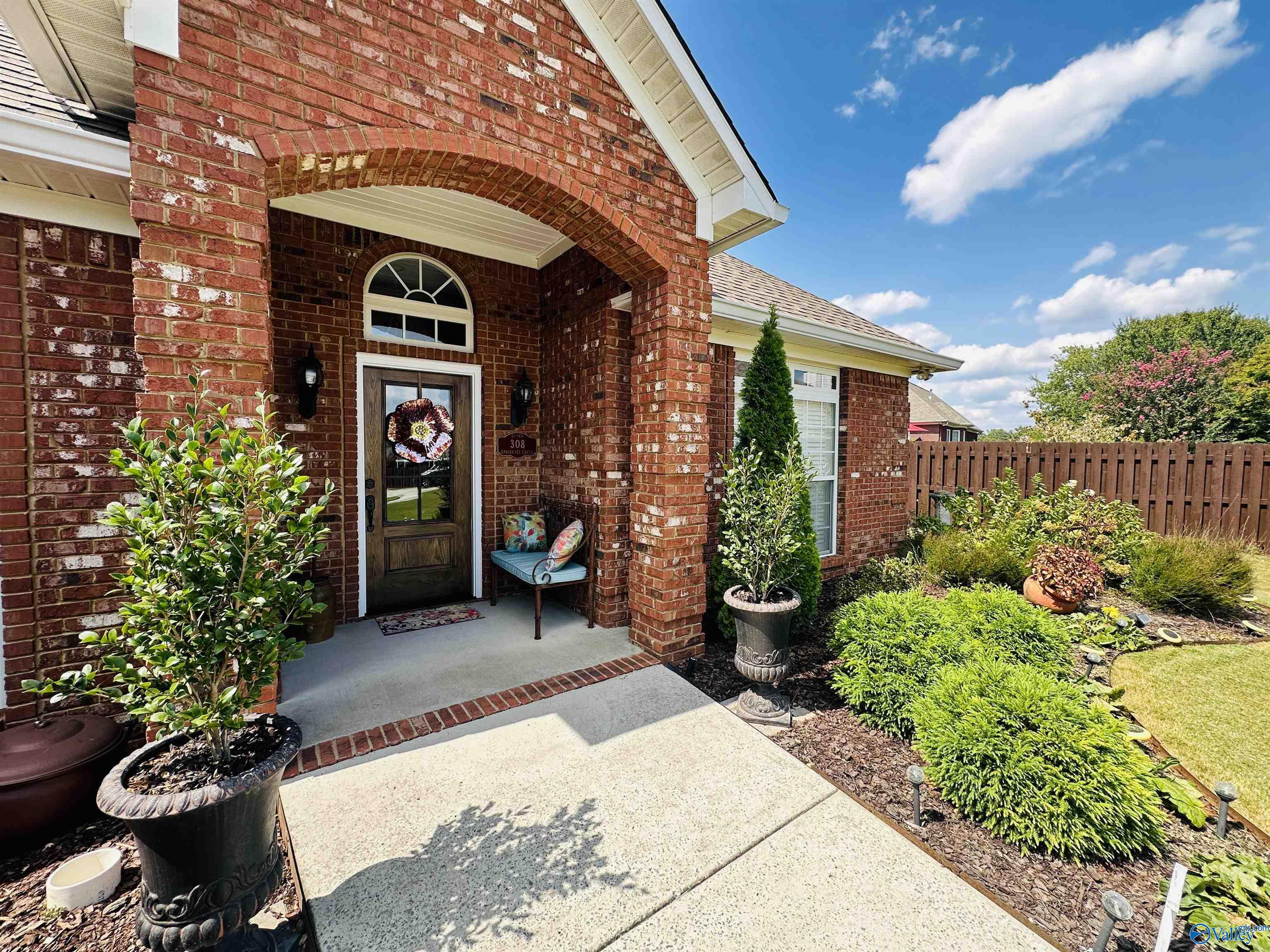 308 Harrogate Circle