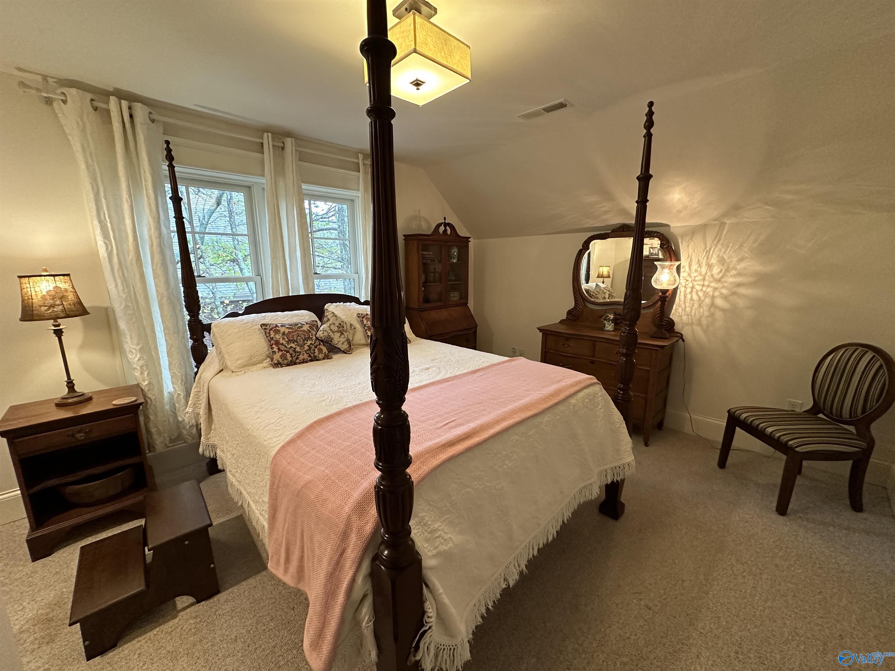 2228 Lea Christine Circle NE