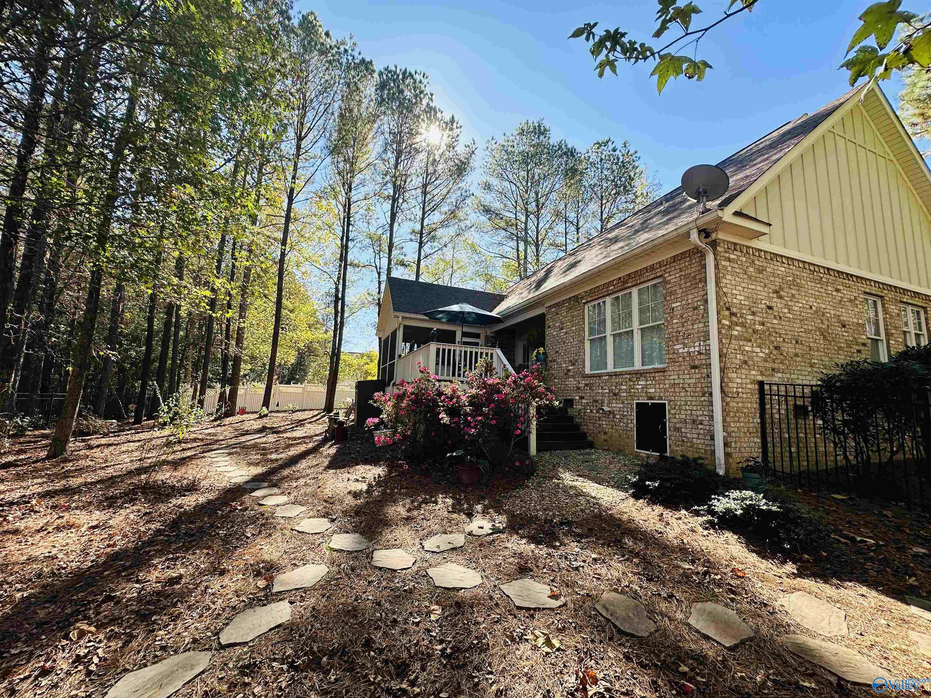 2228 Lea Christine Circle NE