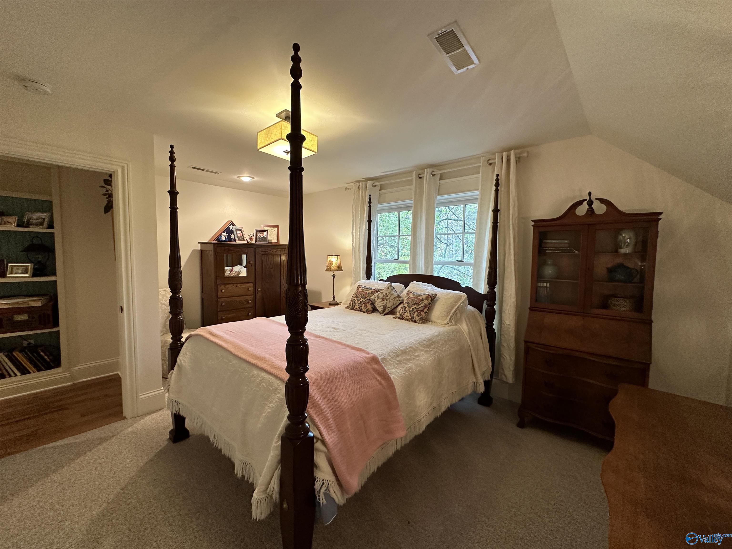 2228 Lea Christine Circle NE