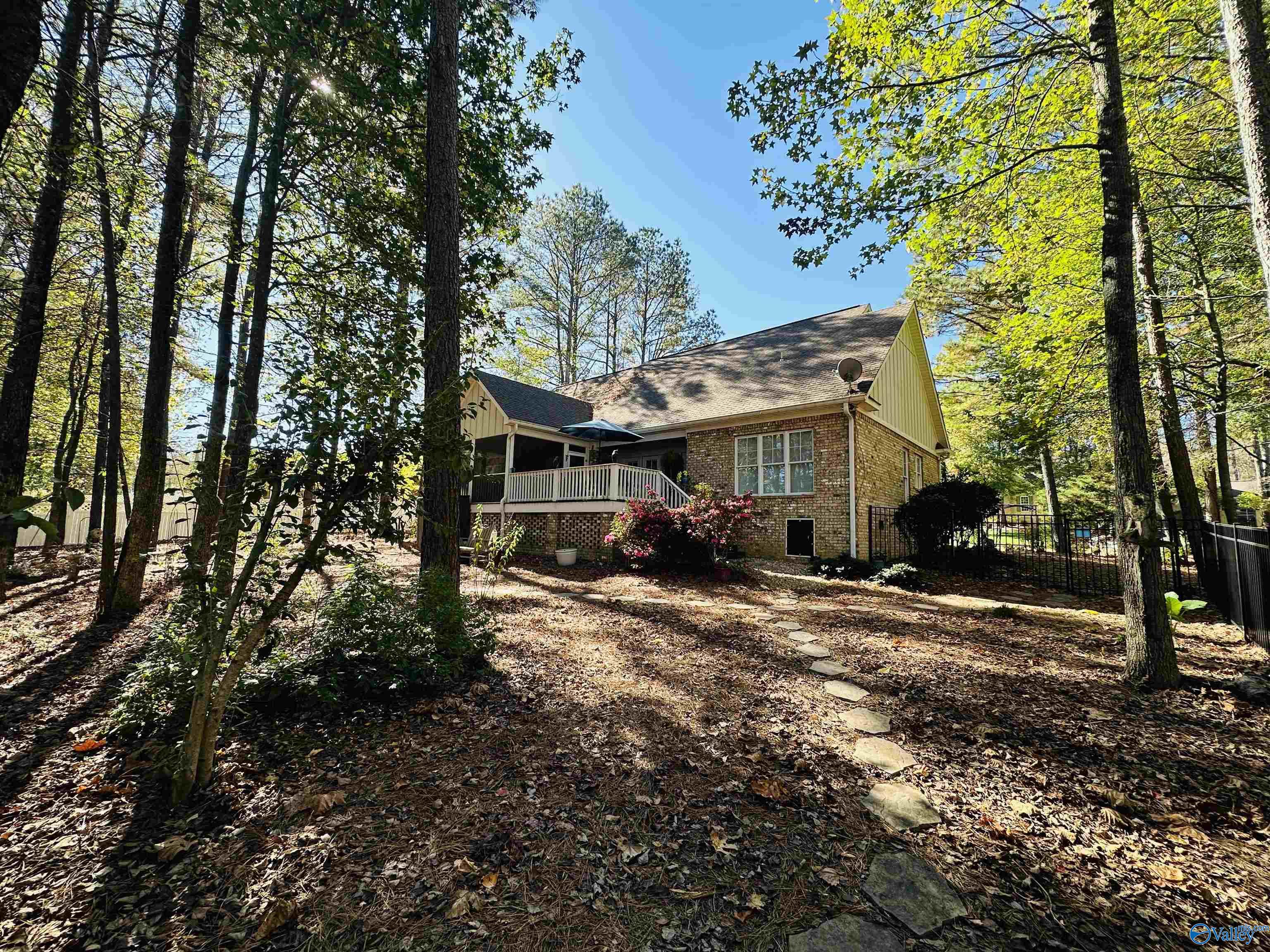 2228 Lea Christine Circle NE