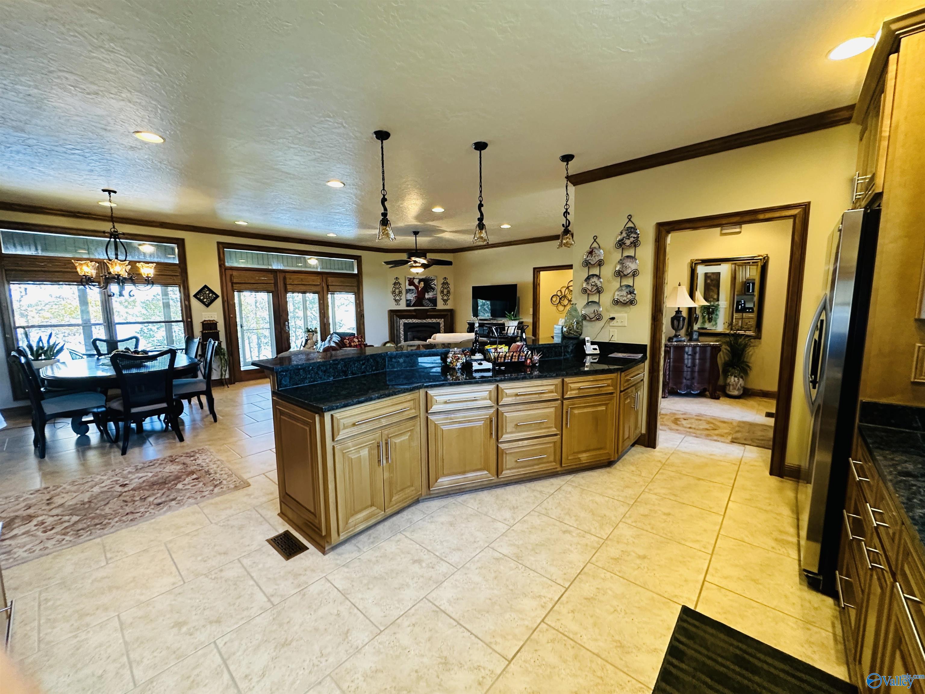 660 Lake Vista Drive